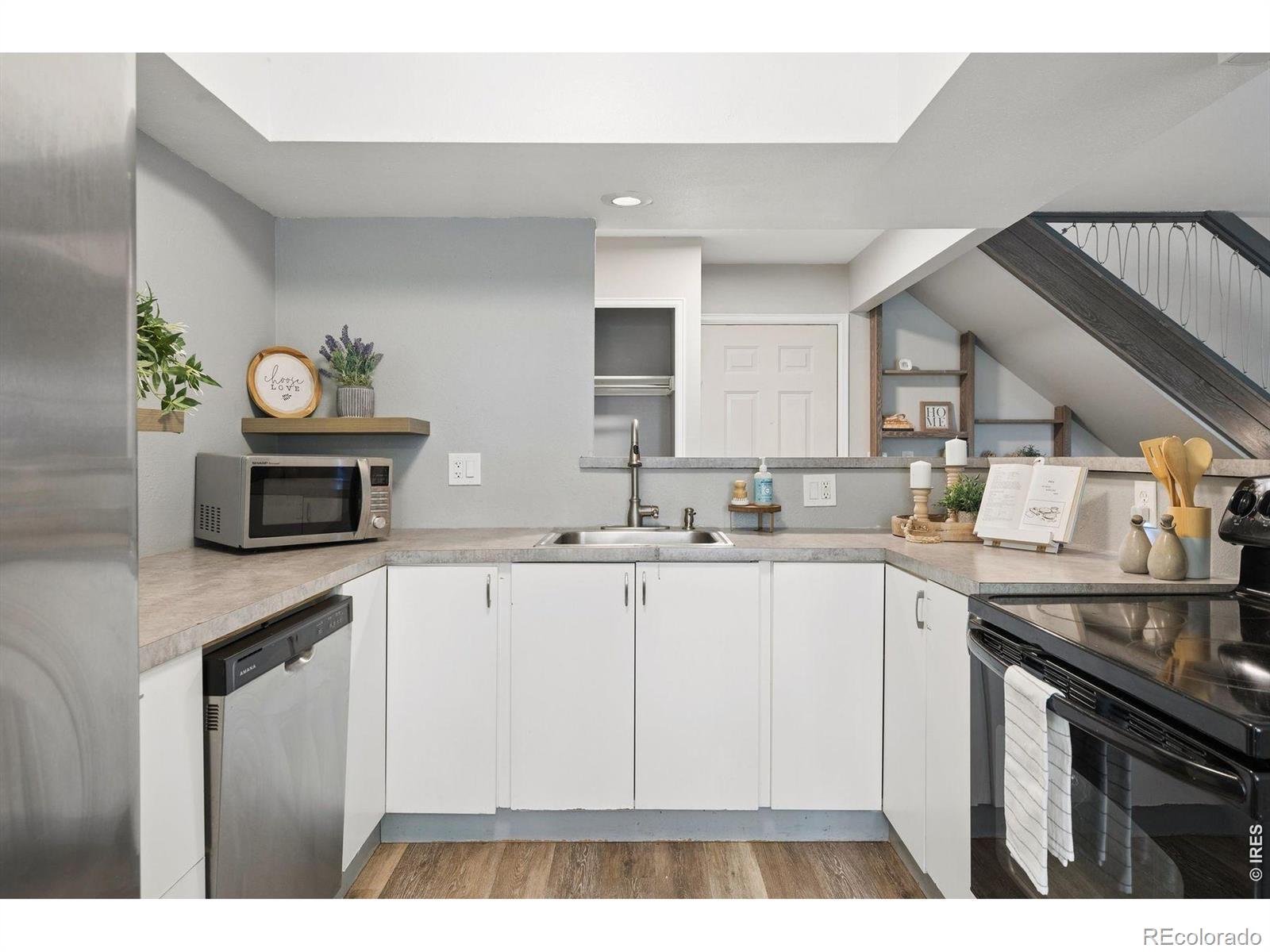 MLS Image #8 for 3000  regatta lane,fort collins, Colorado