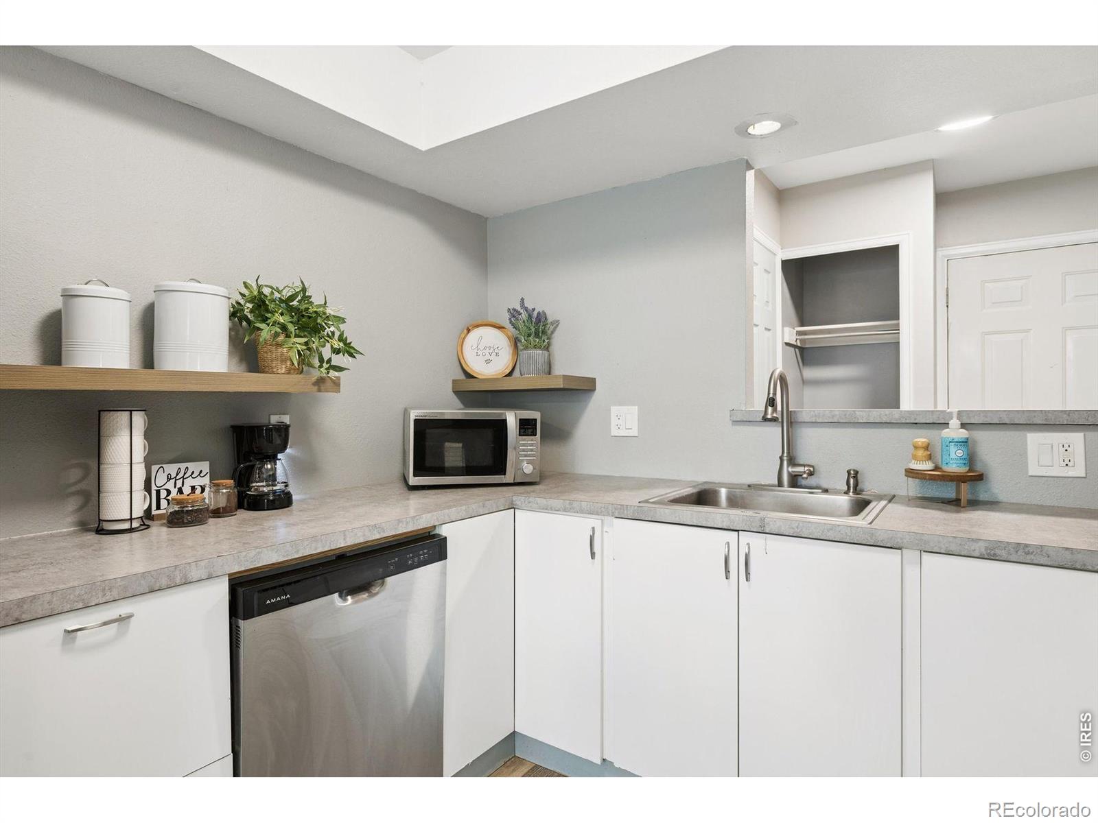 MLS Image #9 for 3000  regatta lane,fort collins, Colorado