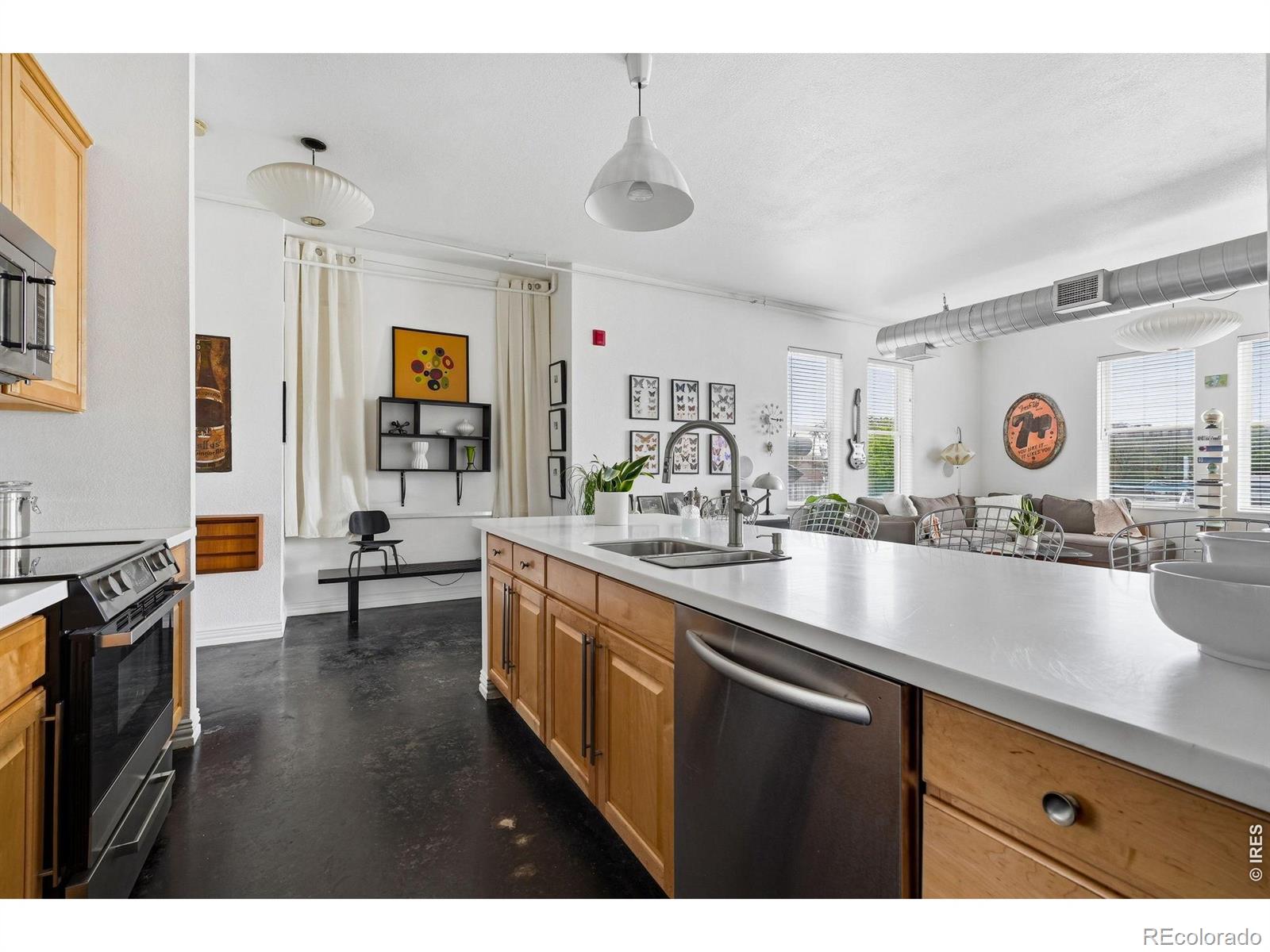 MLS Image #14 for 277 n broadway  209,denver, Colorado