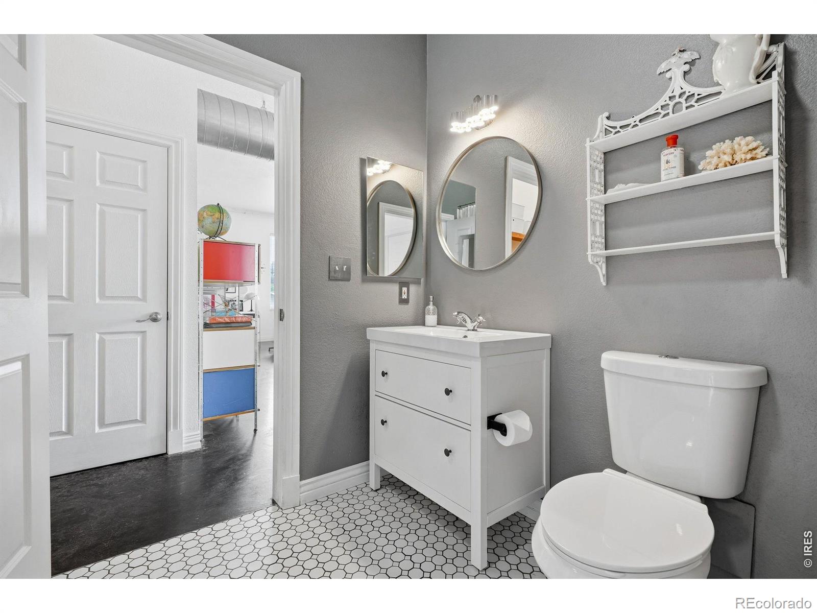MLS Image #24 for 277 n broadway  209,denver, Colorado