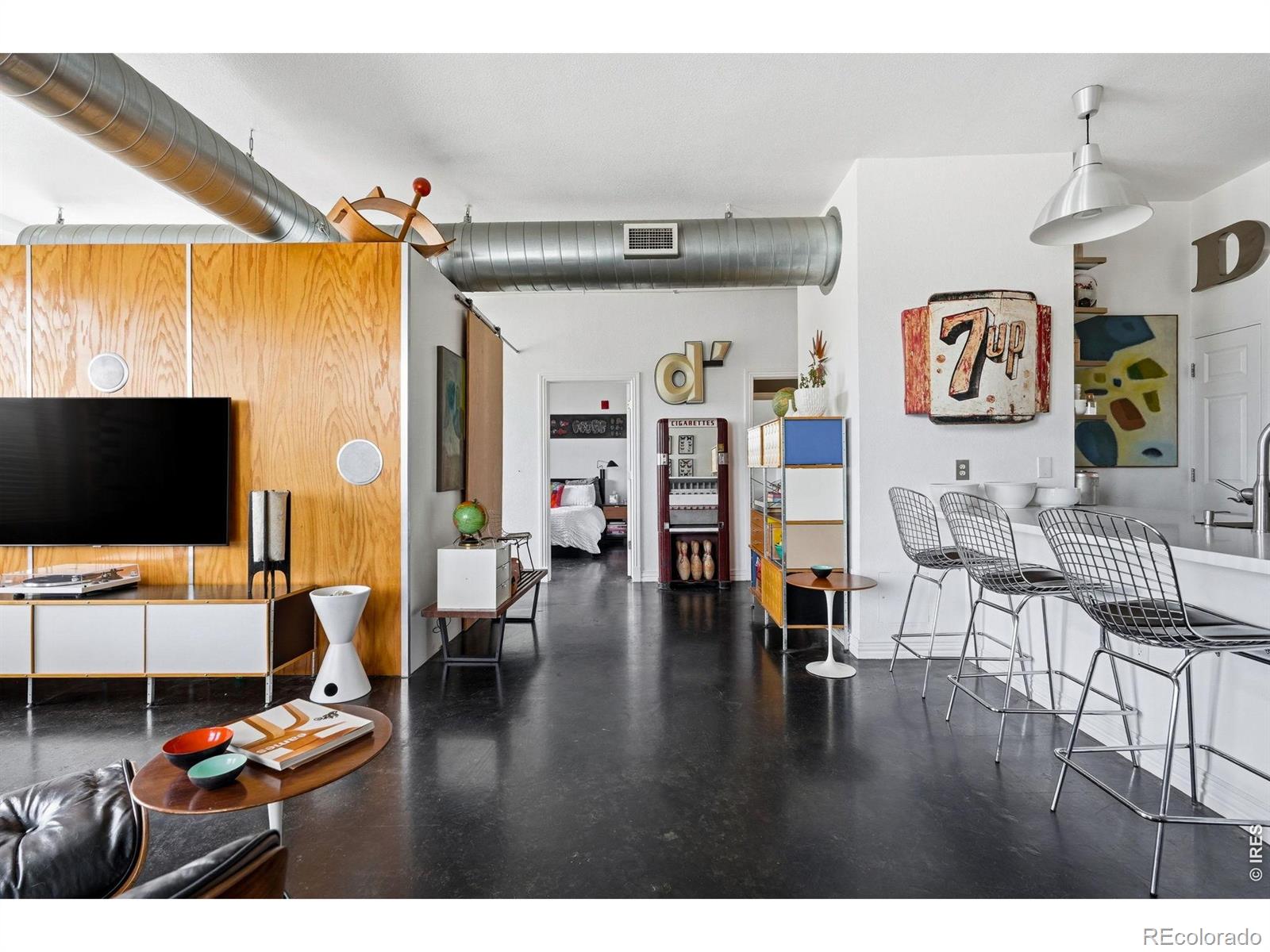 MLS Image #5 for 277 n broadway  209,denver, Colorado