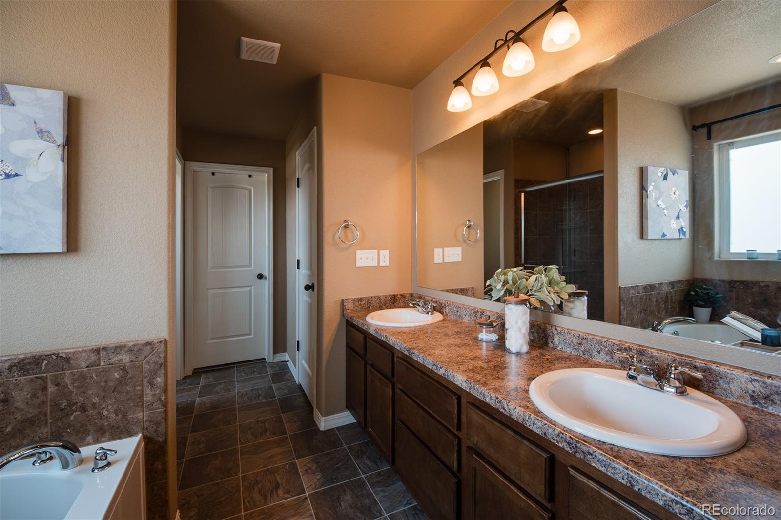 MLS Image #19 for 3641  desert willow lane,colorado springs, Colorado