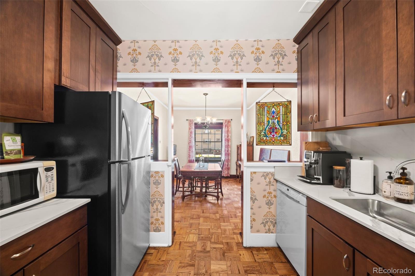 MLS Image #16 for 963 n logan street,denver, Colorado