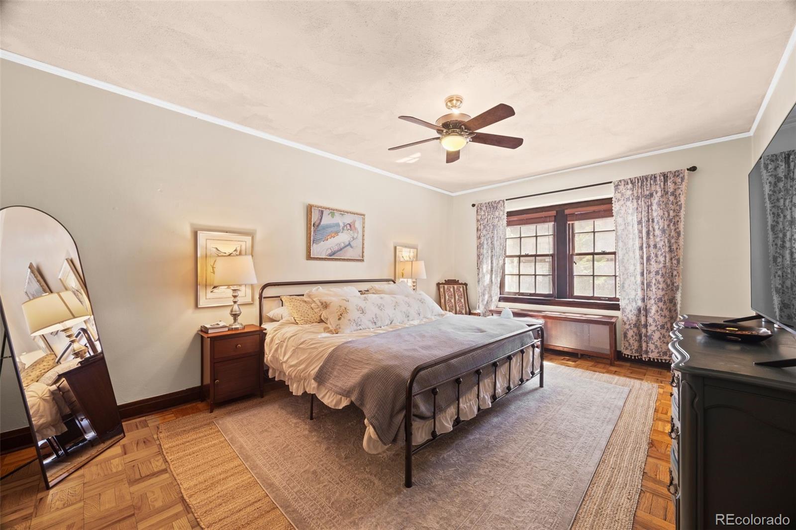 MLS Image #17 for 963 n logan street,denver, Colorado