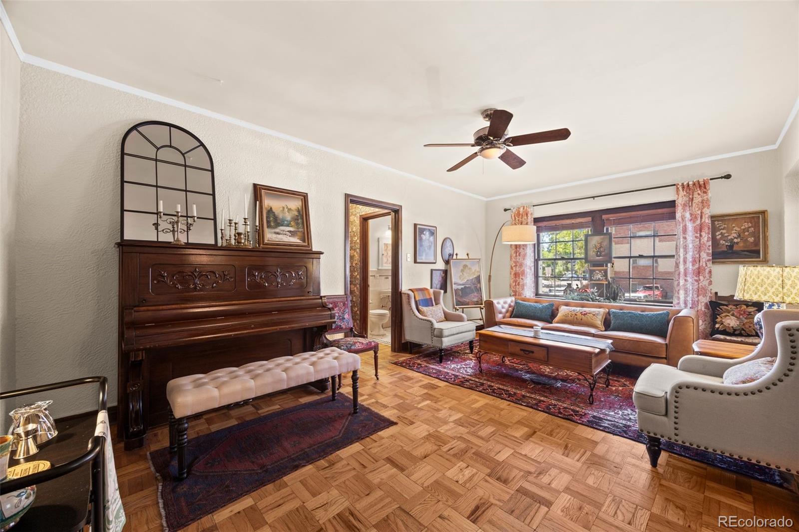MLS Image #4 for 963 n logan street,denver, Colorado