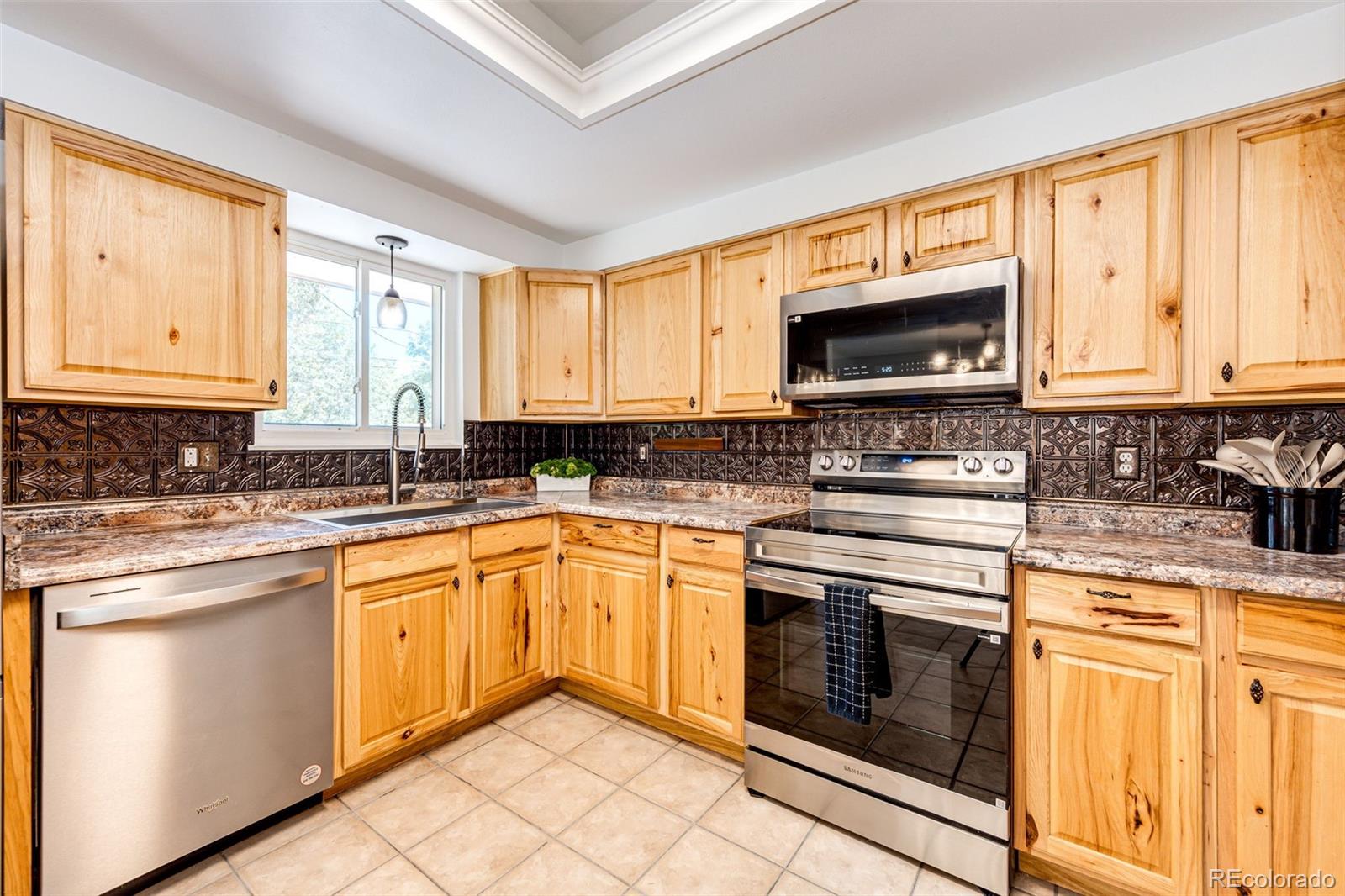 MLS Image #10 for 7124  ingalls court,arvada, Colorado
