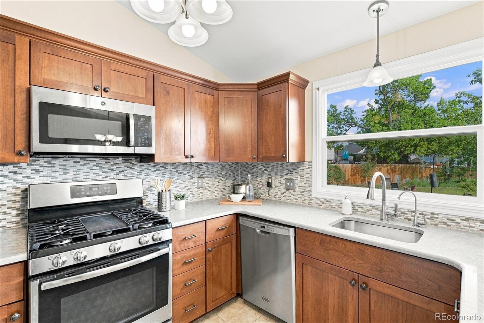 MLS Image #12 for 9427 w nichols place,littleton, Colorado