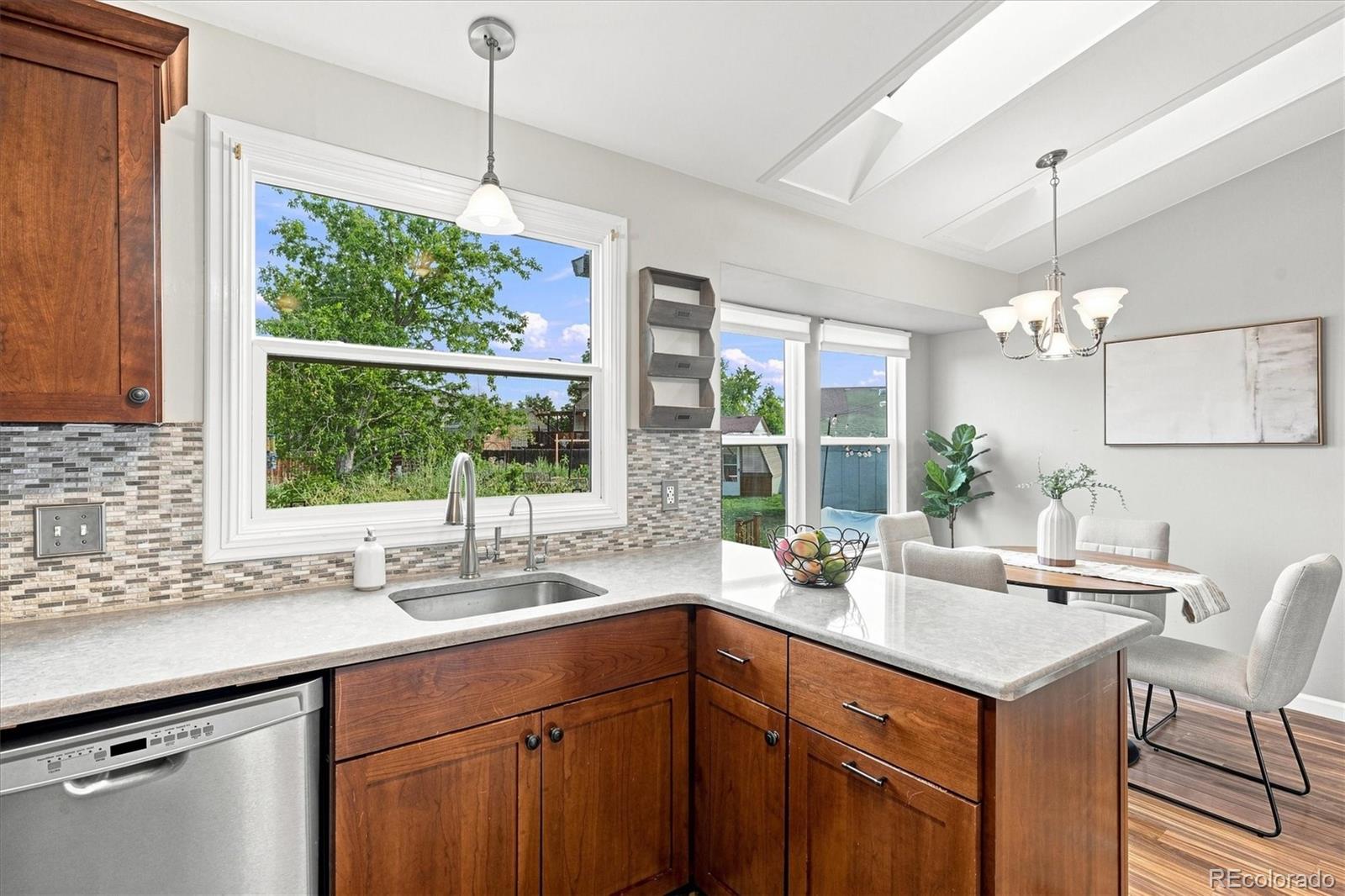 MLS Image #14 for 9427 w nichols place,littleton, Colorado