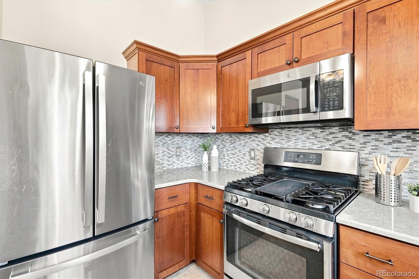 MLS Image #15 for 9427 w nichols place,littleton, Colorado