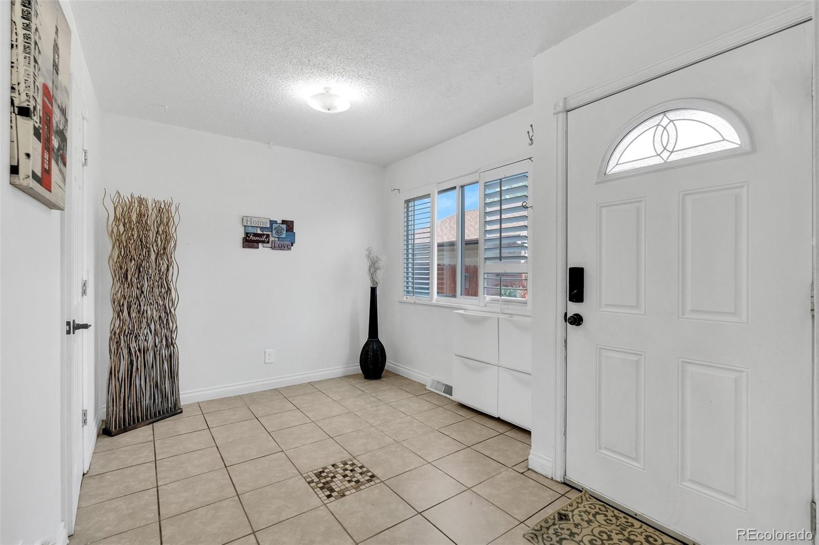 MLS Image #2 for 12005 e yale avenue,aurora, Colorado