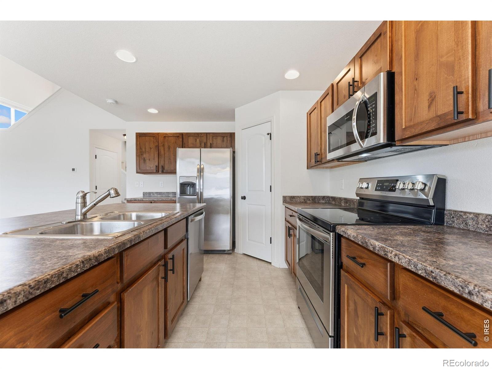 MLS Image #14 for 811  saiga drive,severance, Colorado