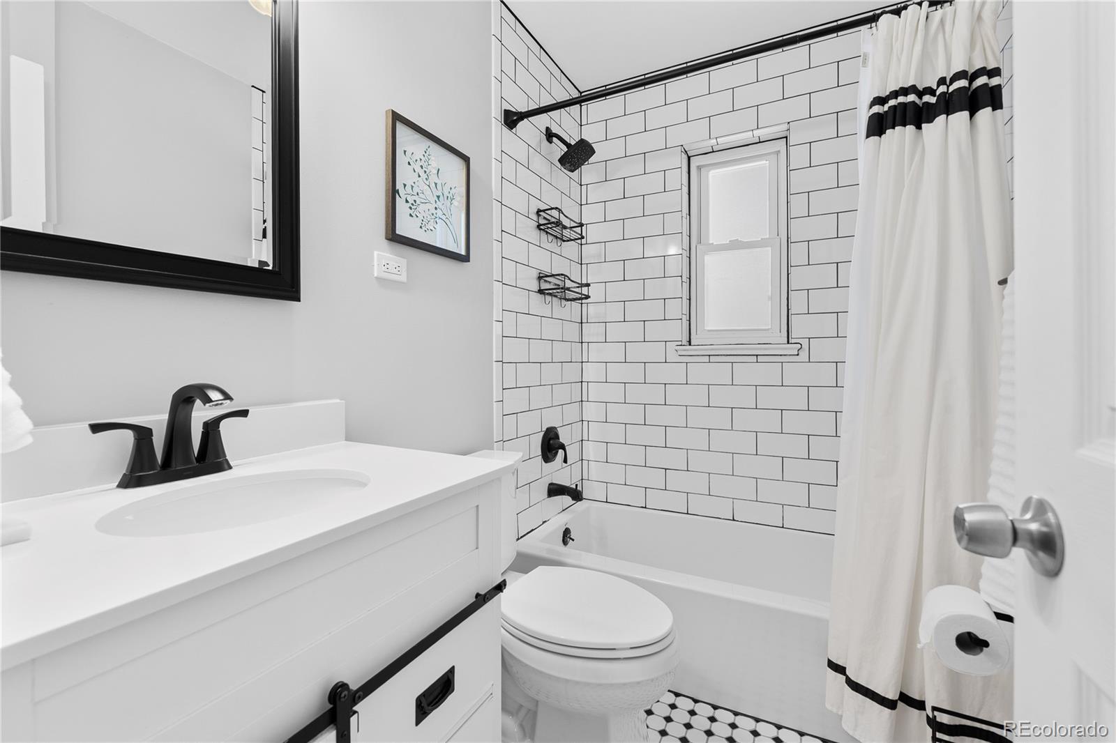 MLS Image #13 for 2331 s wolff street,denver, Colorado