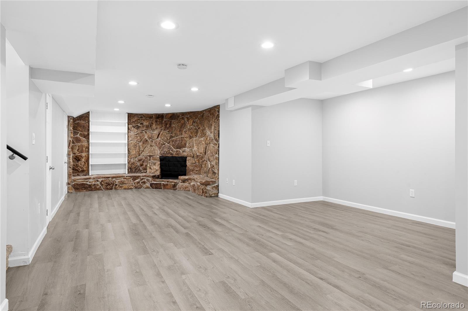 MLS Image #18 for 2331 s wolff street,denver, Colorado