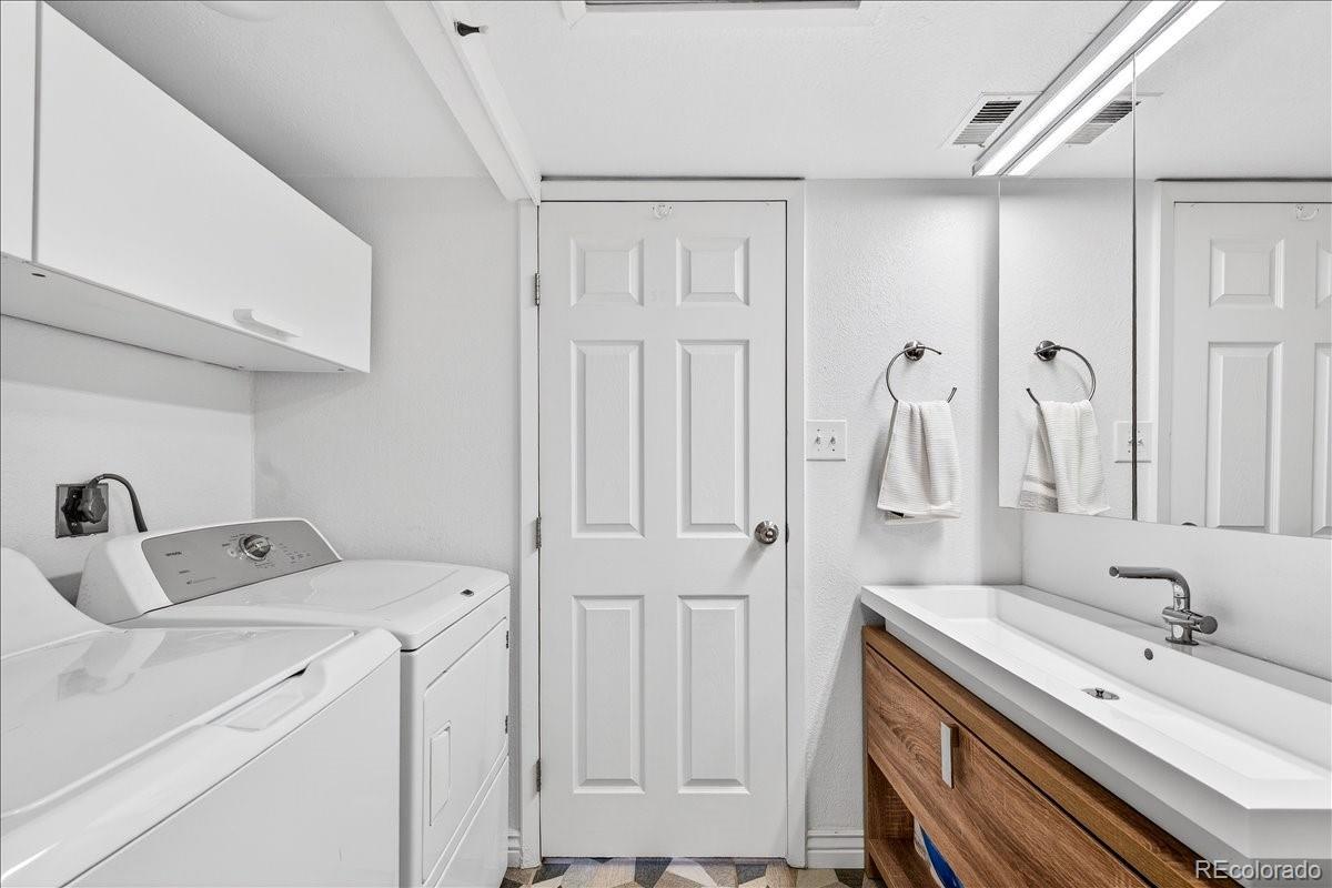 MLS Image #11 for 2525 s dayton way 2010,denver, Colorado