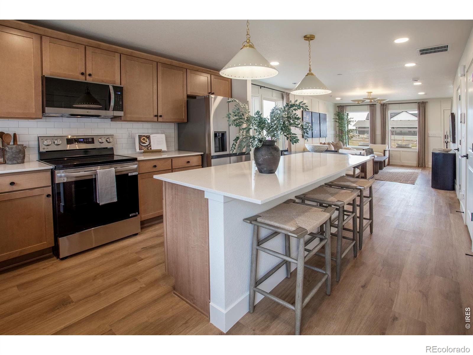 MLS Image #18 for 928  trumpet lane,windsor, Colorado
