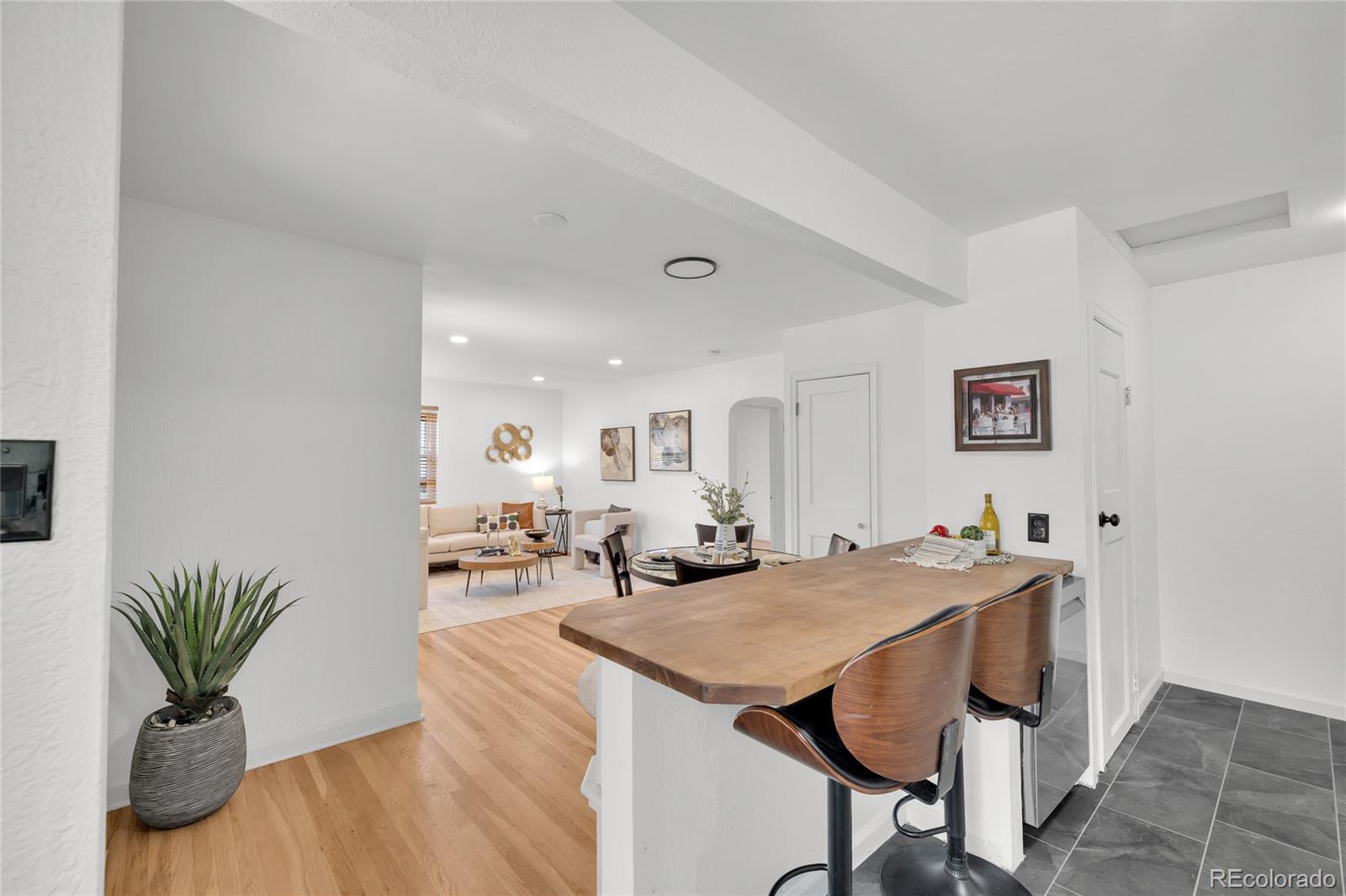MLS Image #10 for 575 s clay street,denver, Colorado