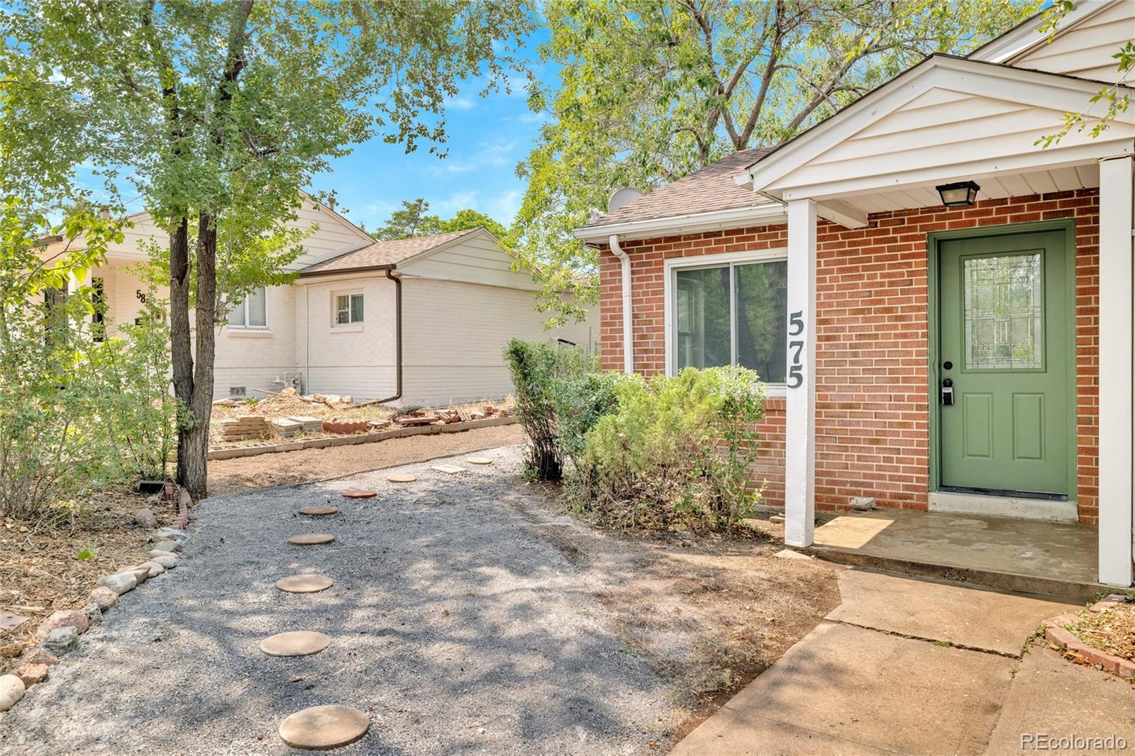 MLS Image #2 for 575 s clay street,denver, Colorado