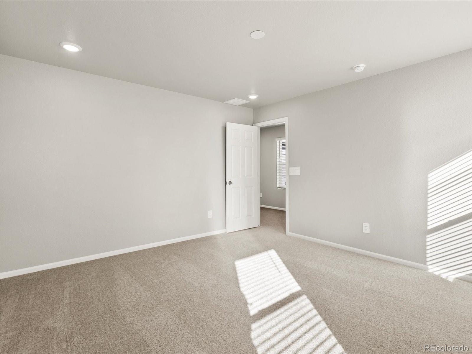 MLS Image #13 for 505  97th avenue,greeley, Colorado