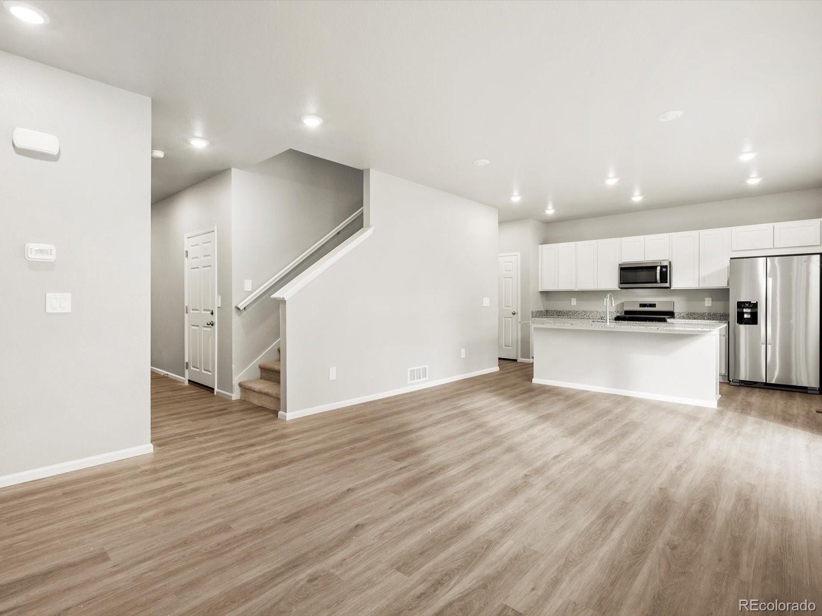 MLS Image #4 for 505  97th avenue,greeley, Colorado