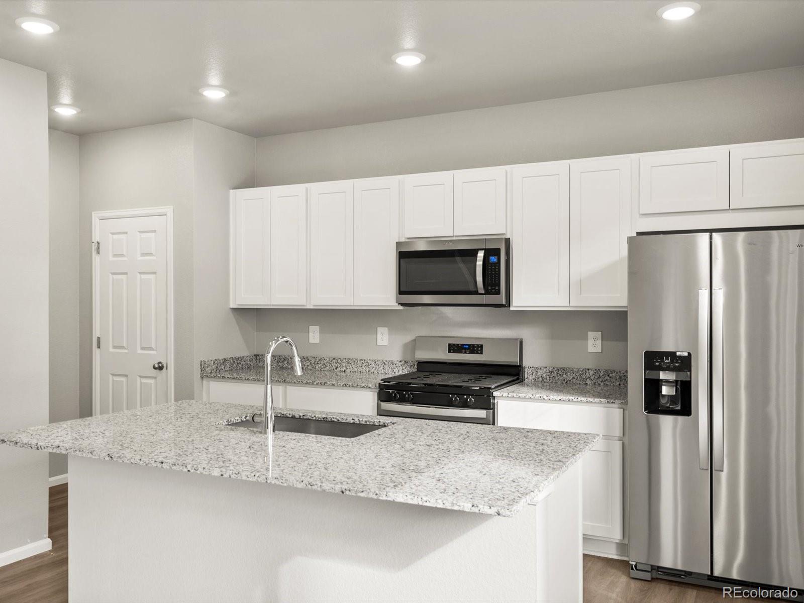 MLS Image #6 for 505  97th avenue,greeley, Colorado