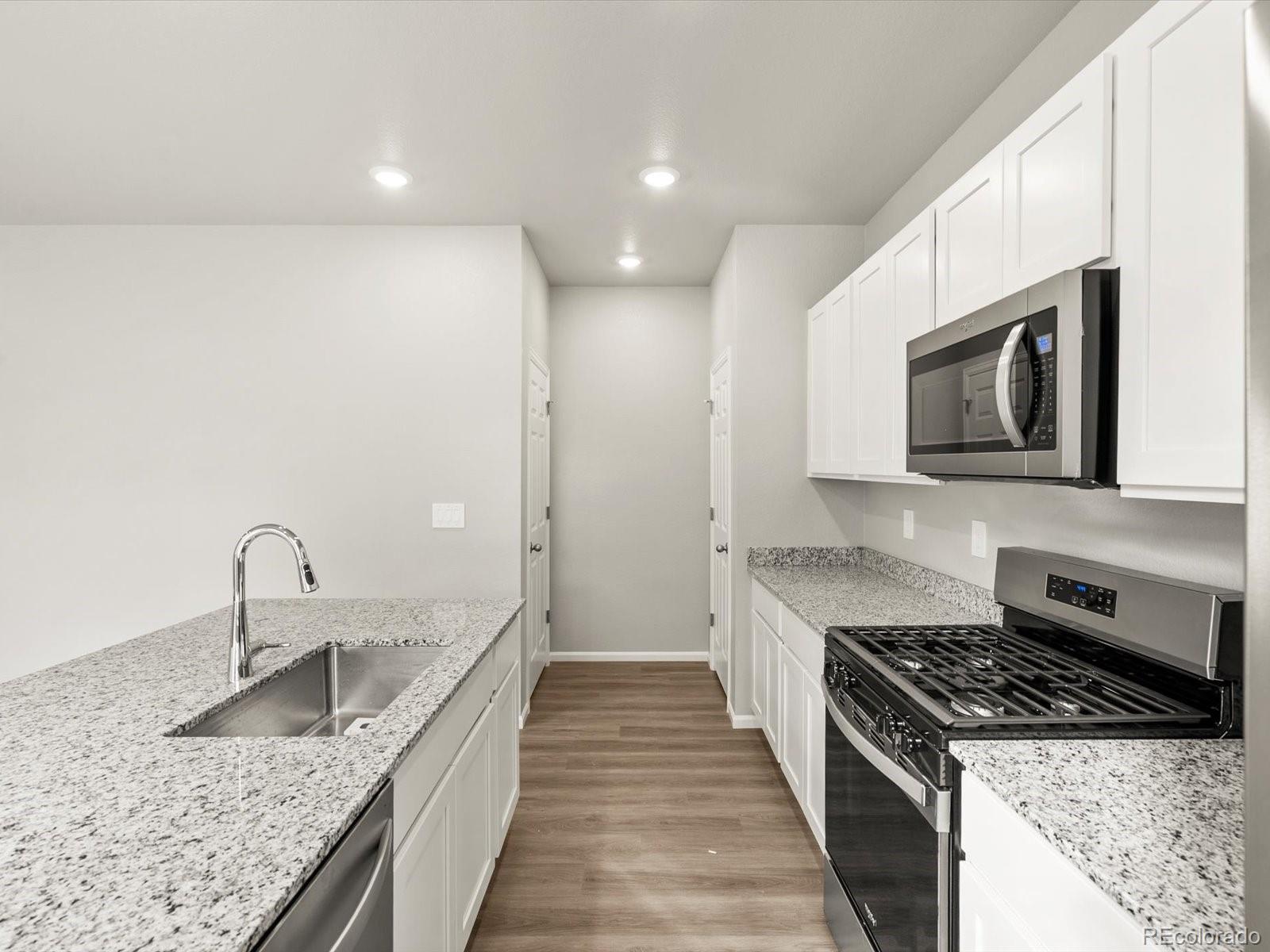 MLS Image #7 for 505  97th avenue,greeley, Colorado