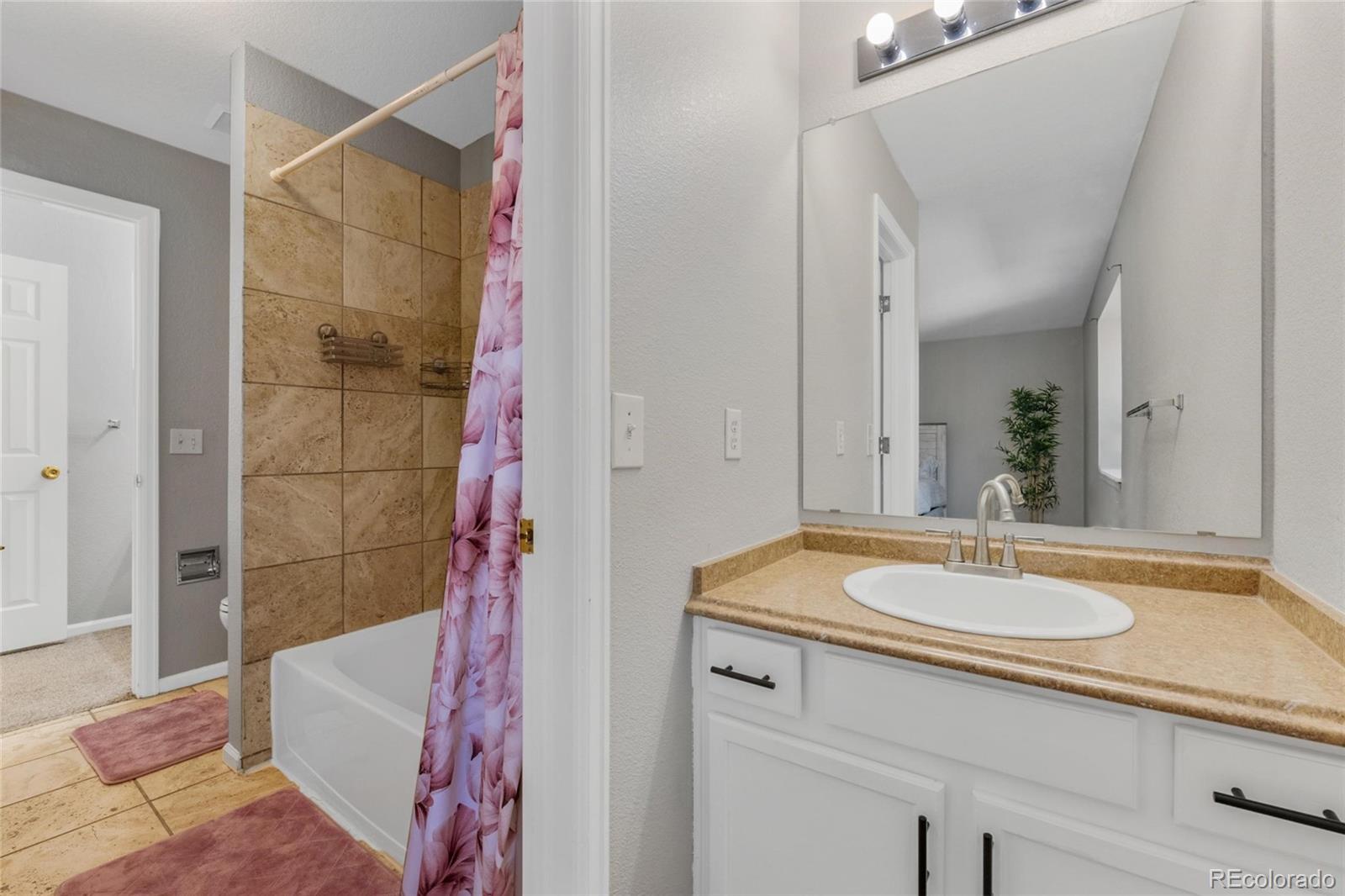 MLS Image #14 for 1379 s idalia street c,aurora, Colorado