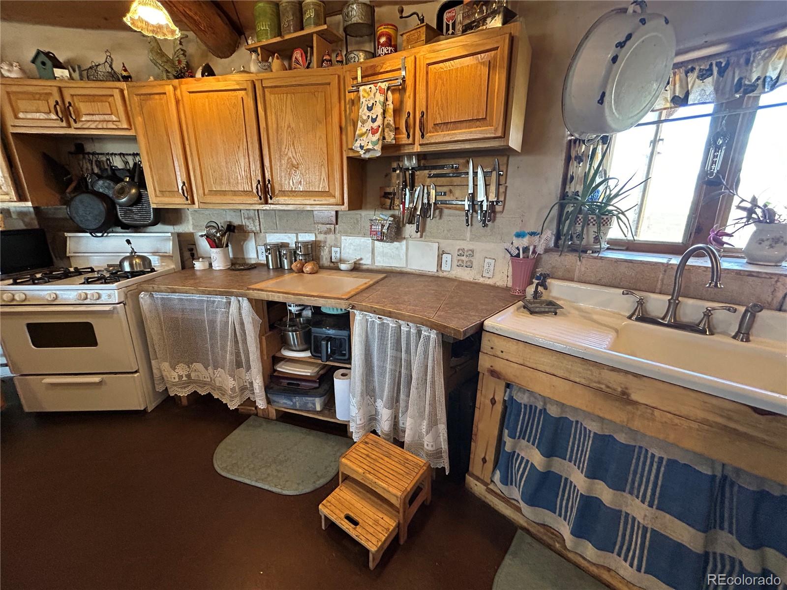 MLS Image #11 for 62200  county road ee ,moffat, Colorado