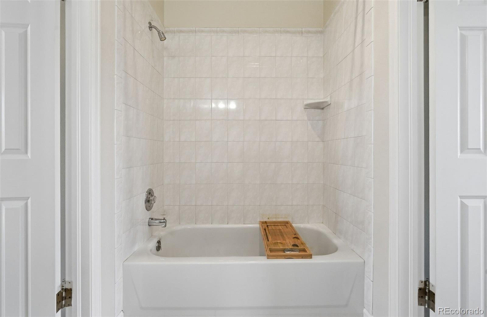 MLS Image #32 for 944  ivanhoe street,denver, Colorado