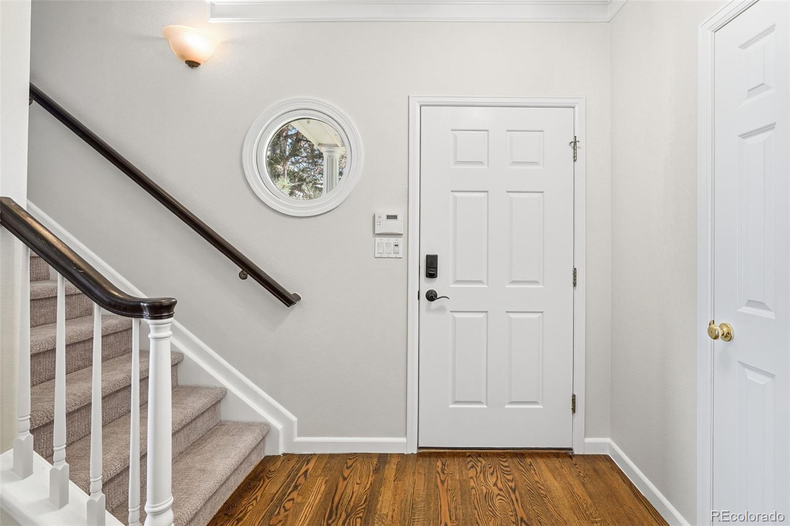 MLS Image #9 for 944  ivanhoe street,denver, Colorado