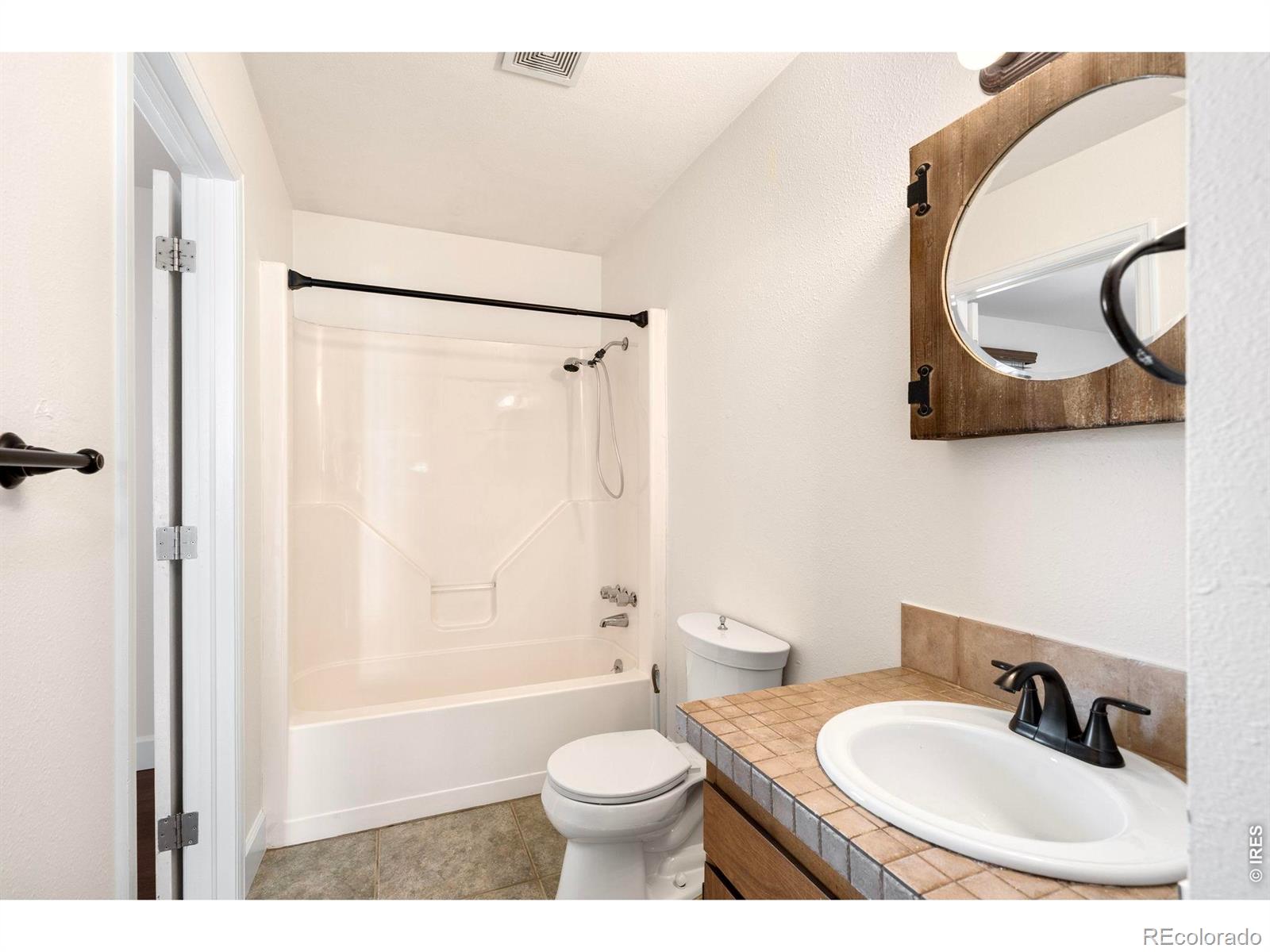 MLS Image #19 for 3001  swing station way,fort collins, Colorado