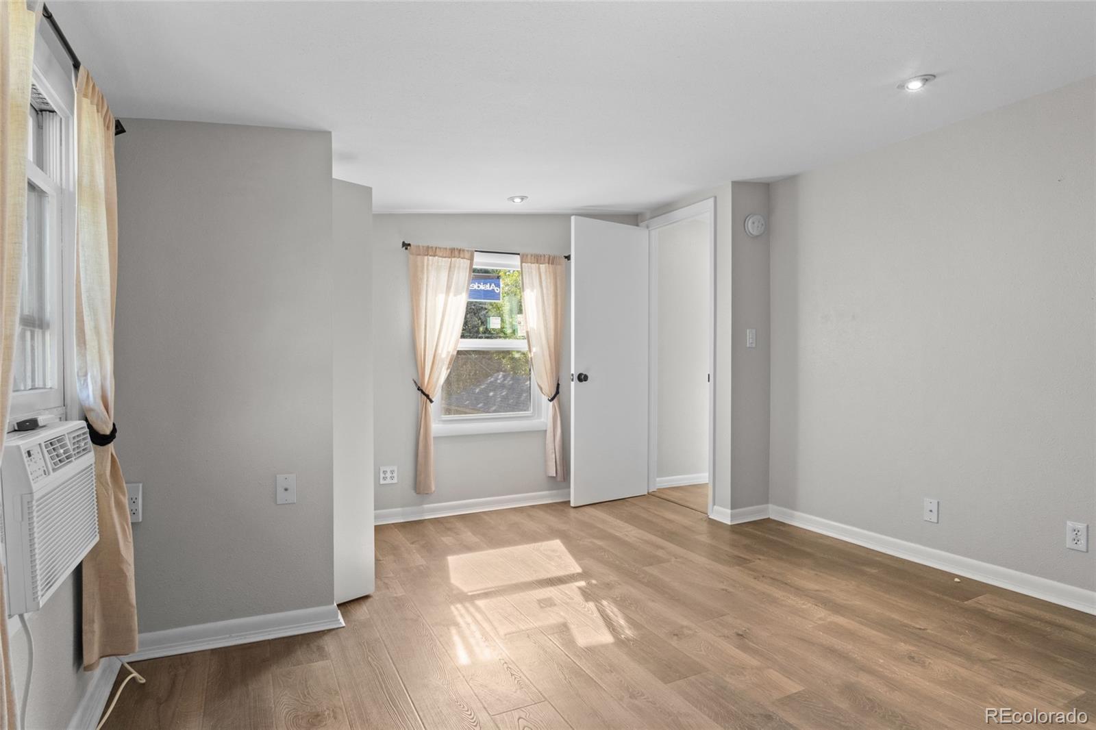 MLS Image #22 for 4058 s lincoln street,englewood, Colorado