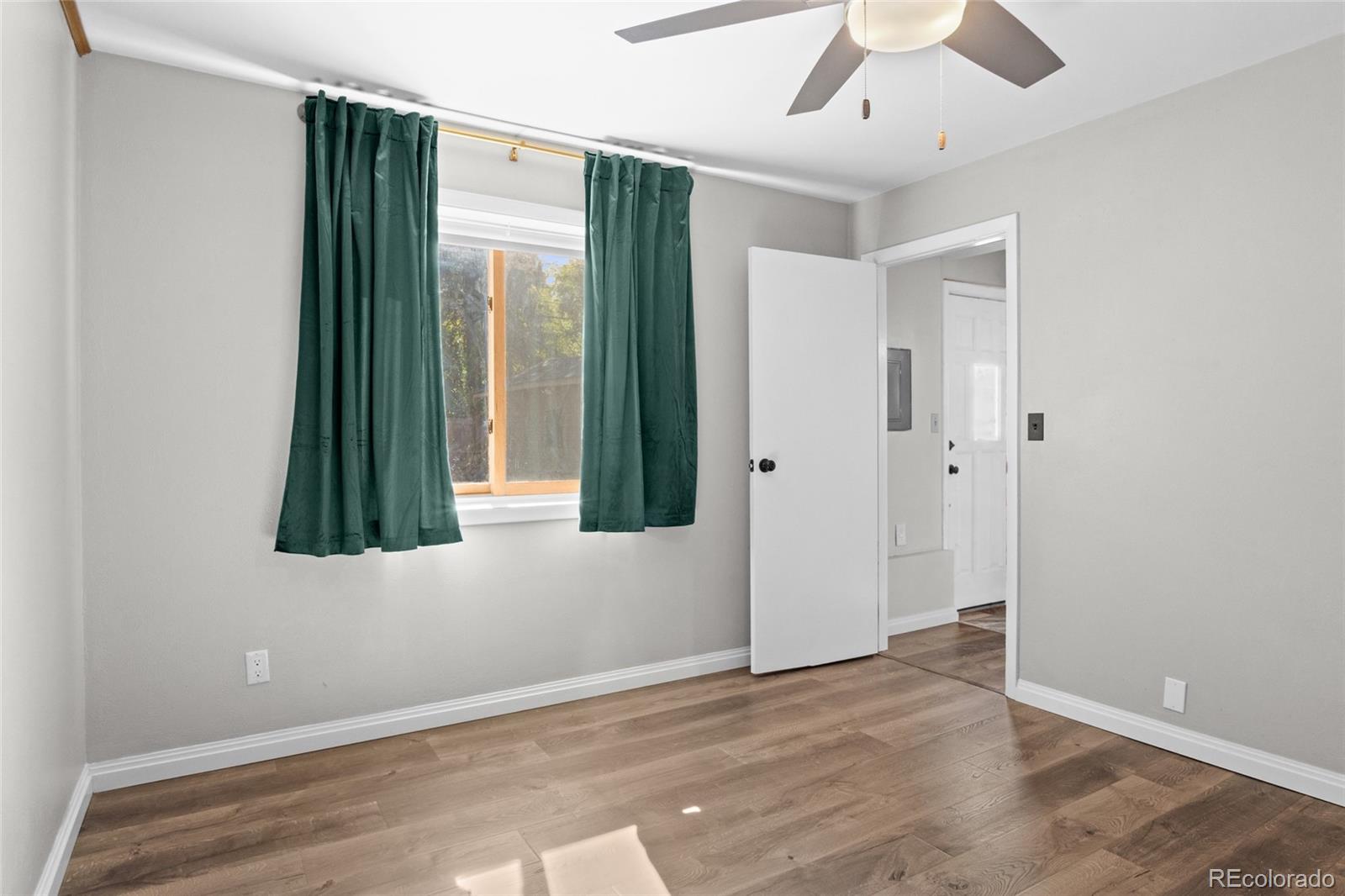 MLS Image #28 for 4058 s lincoln street,englewood, Colorado