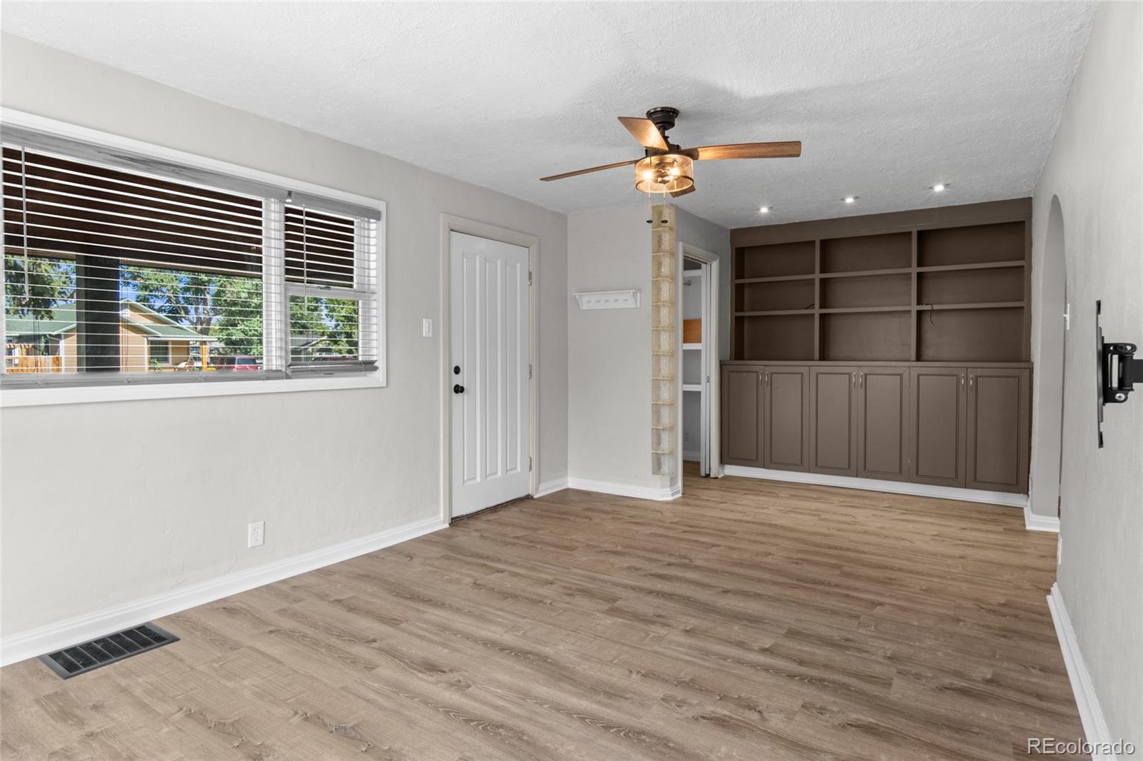 MLS Image #6 for 4058 s lincoln street,englewood, Colorado