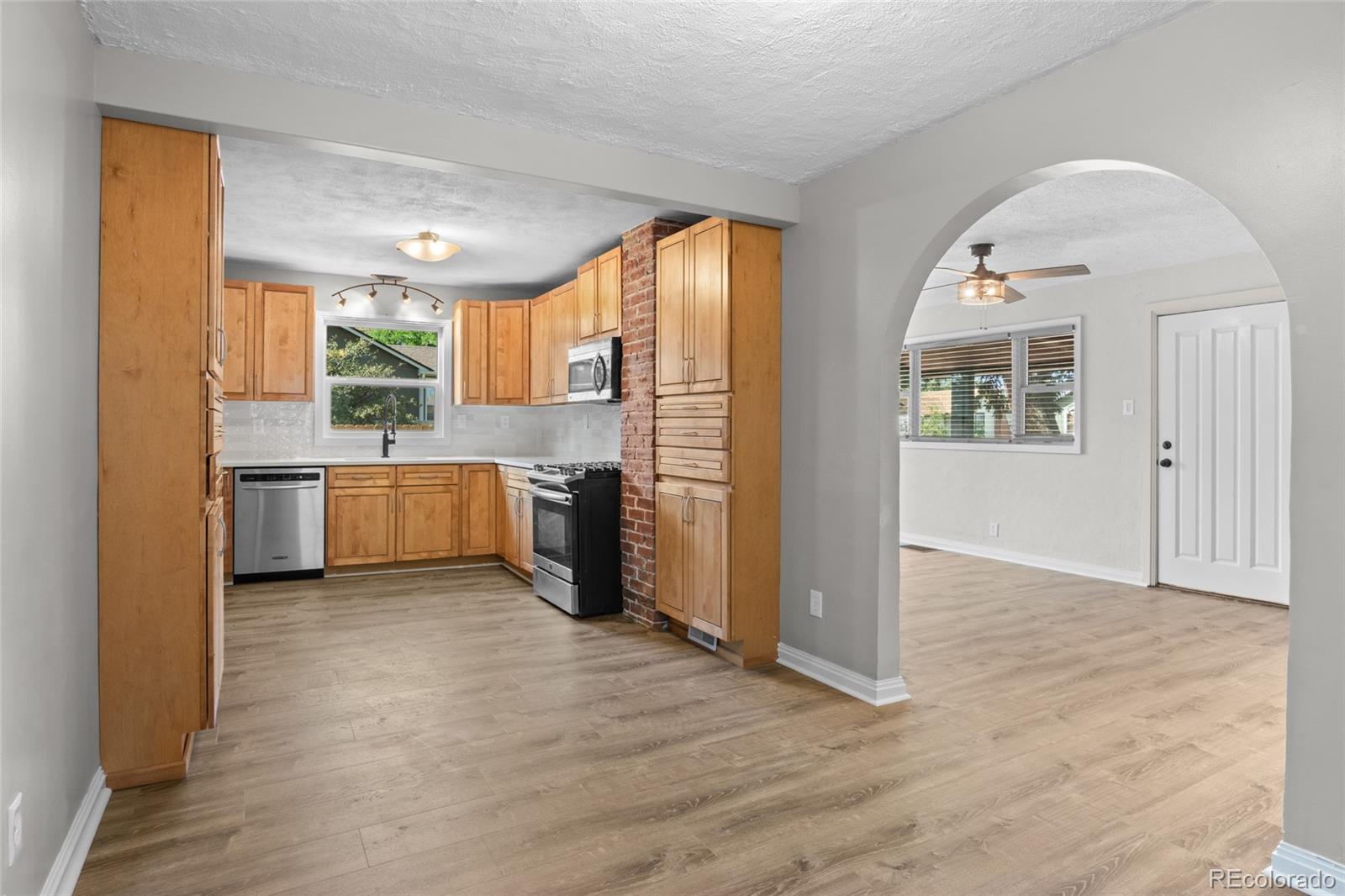 MLS Image #9 for 4058 s lincoln street,englewood, Colorado