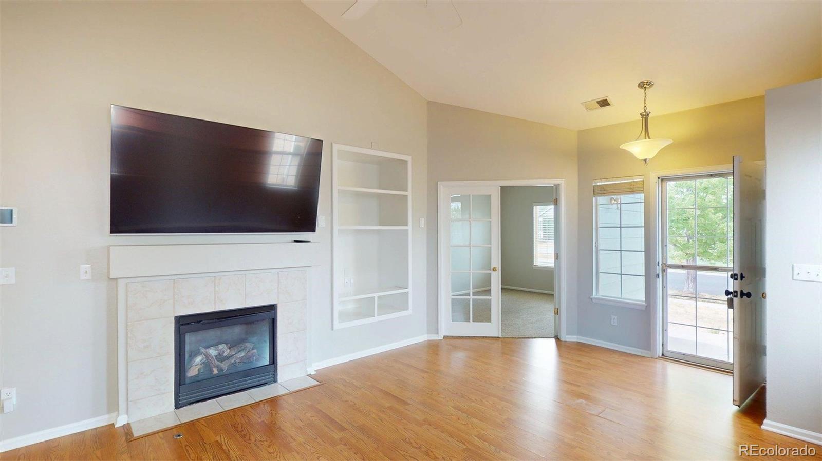 MLS Image #3 for 2461 s andes circle,aurora, Colorado