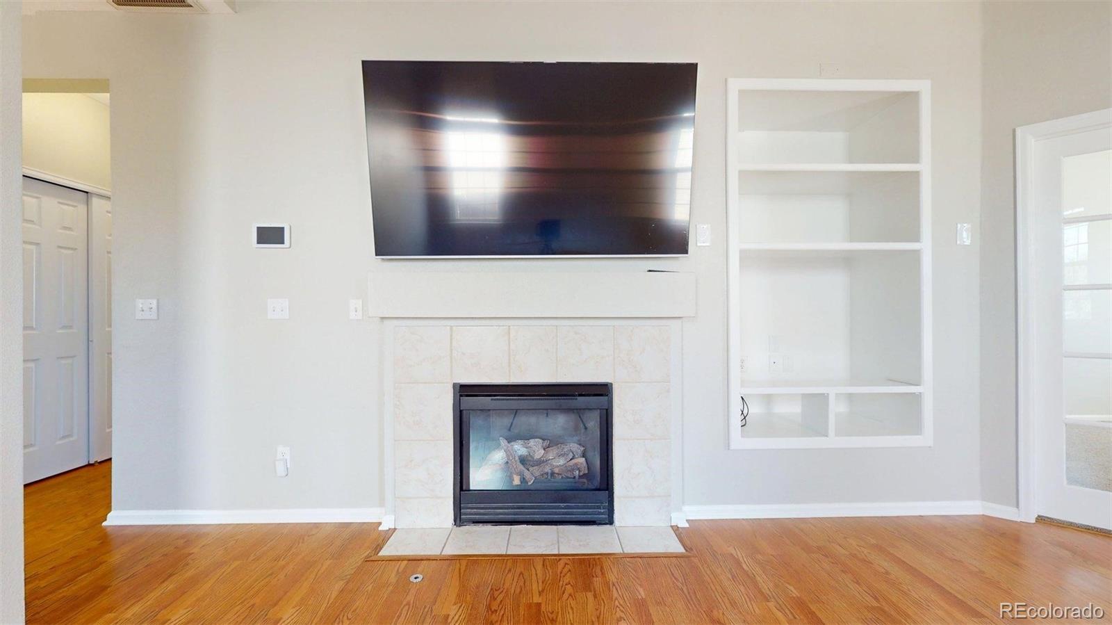 MLS Image #5 for 2461 s andes circle,aurora, Colorado