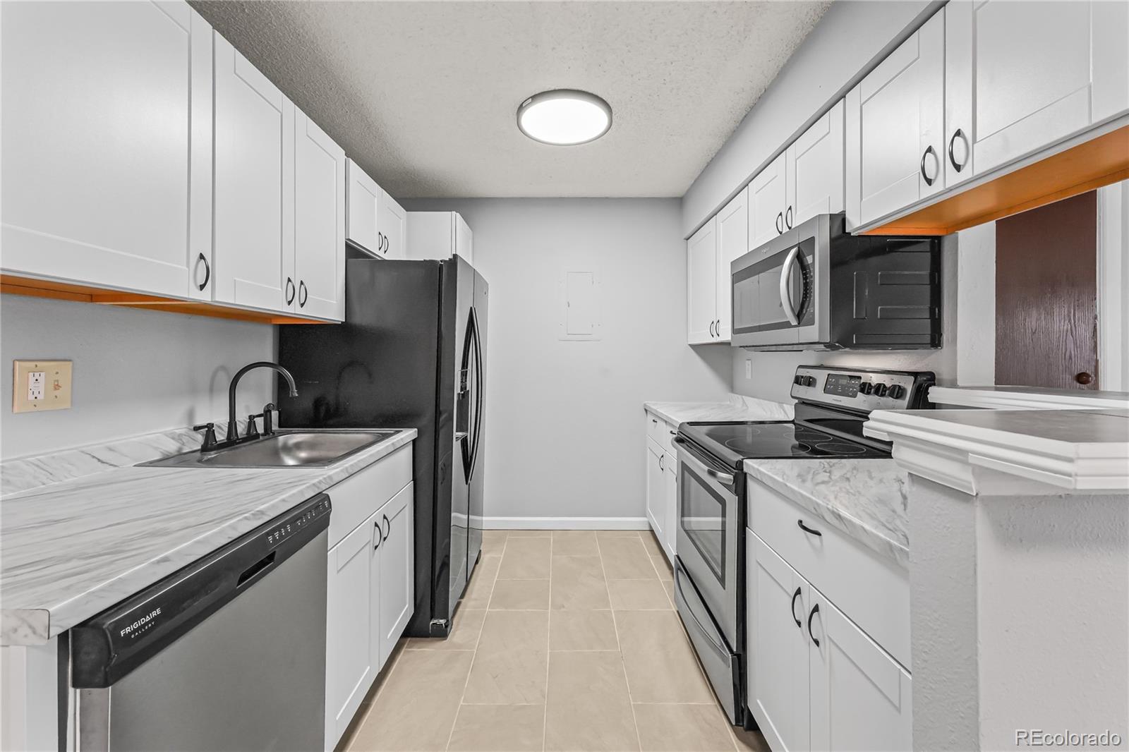 MLS Image #3 for 10150 e virginia avenue,denver, Colorado