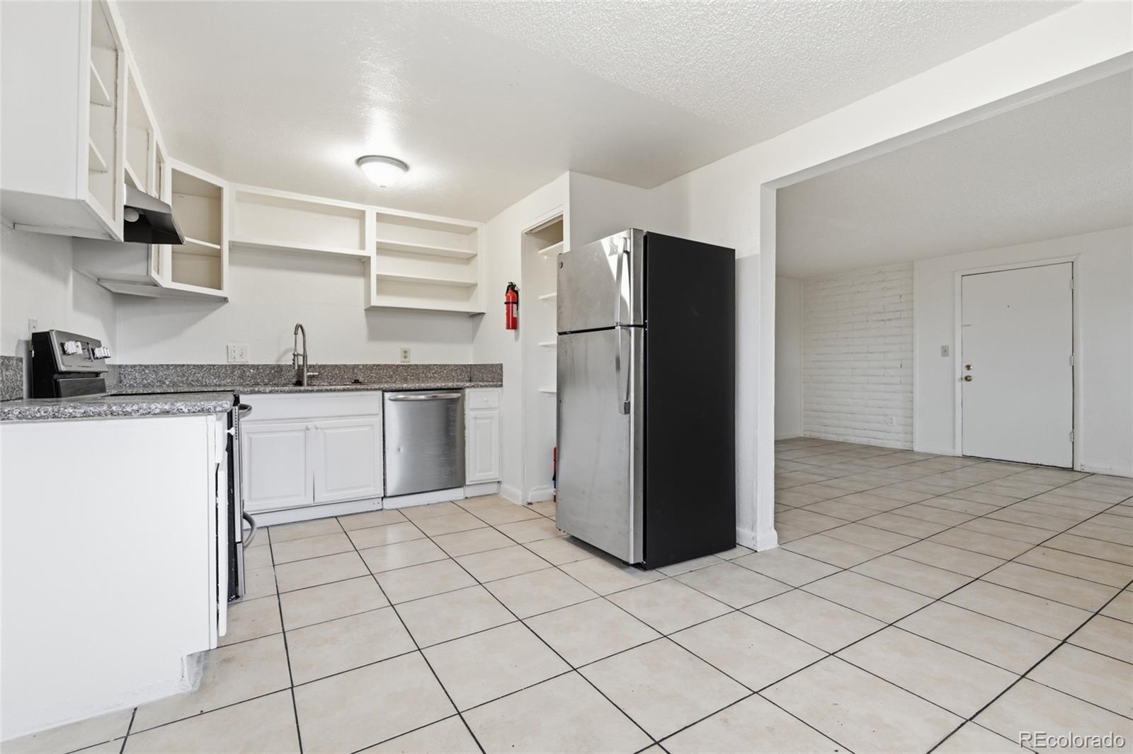 MLS Image #2 for 875 s quebec street 1,denver, Colorado