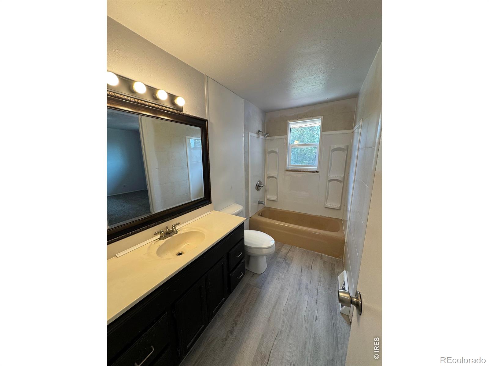 MLS Image #12 for 47  university drive,longmont, Colorado