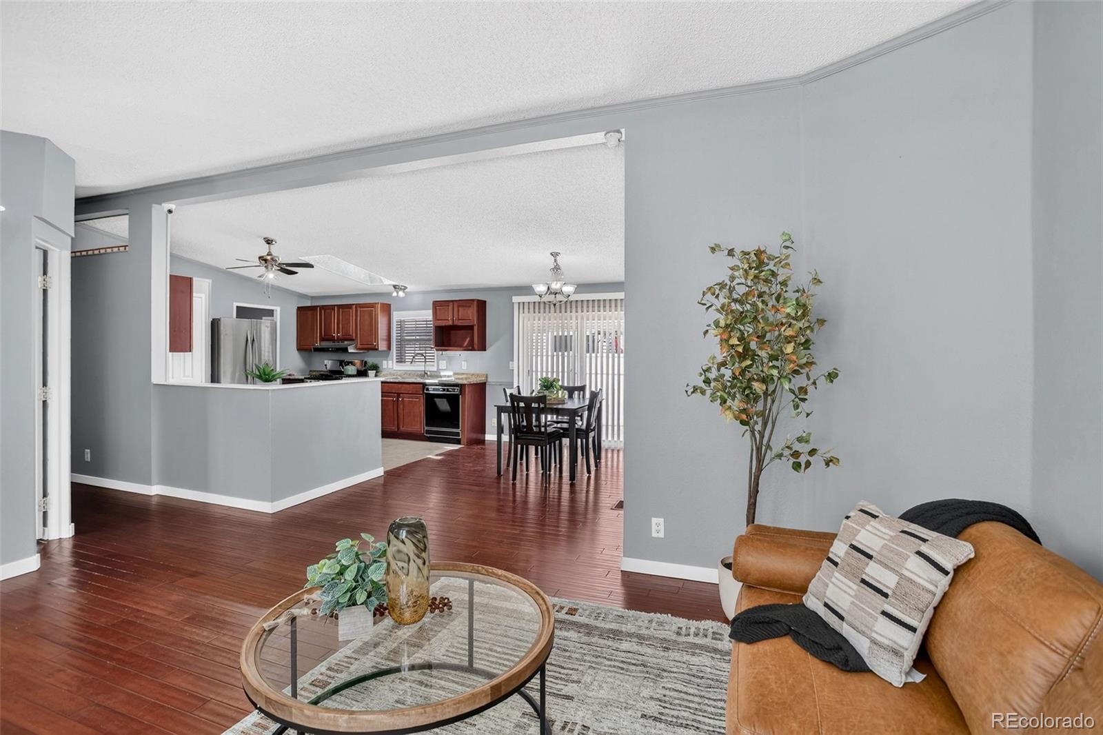 MLS Image #5 for 5665  bryant street,denver, Colorado