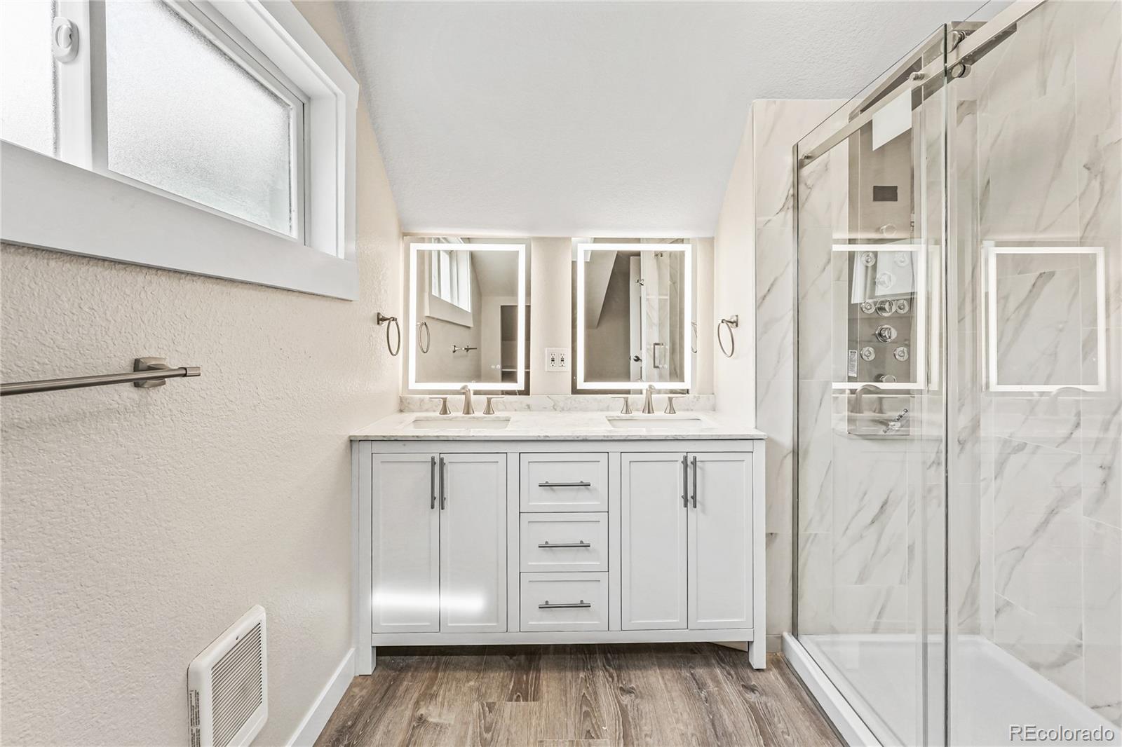 MLS Image #20 for 1653  trenton street,denver, Colorado