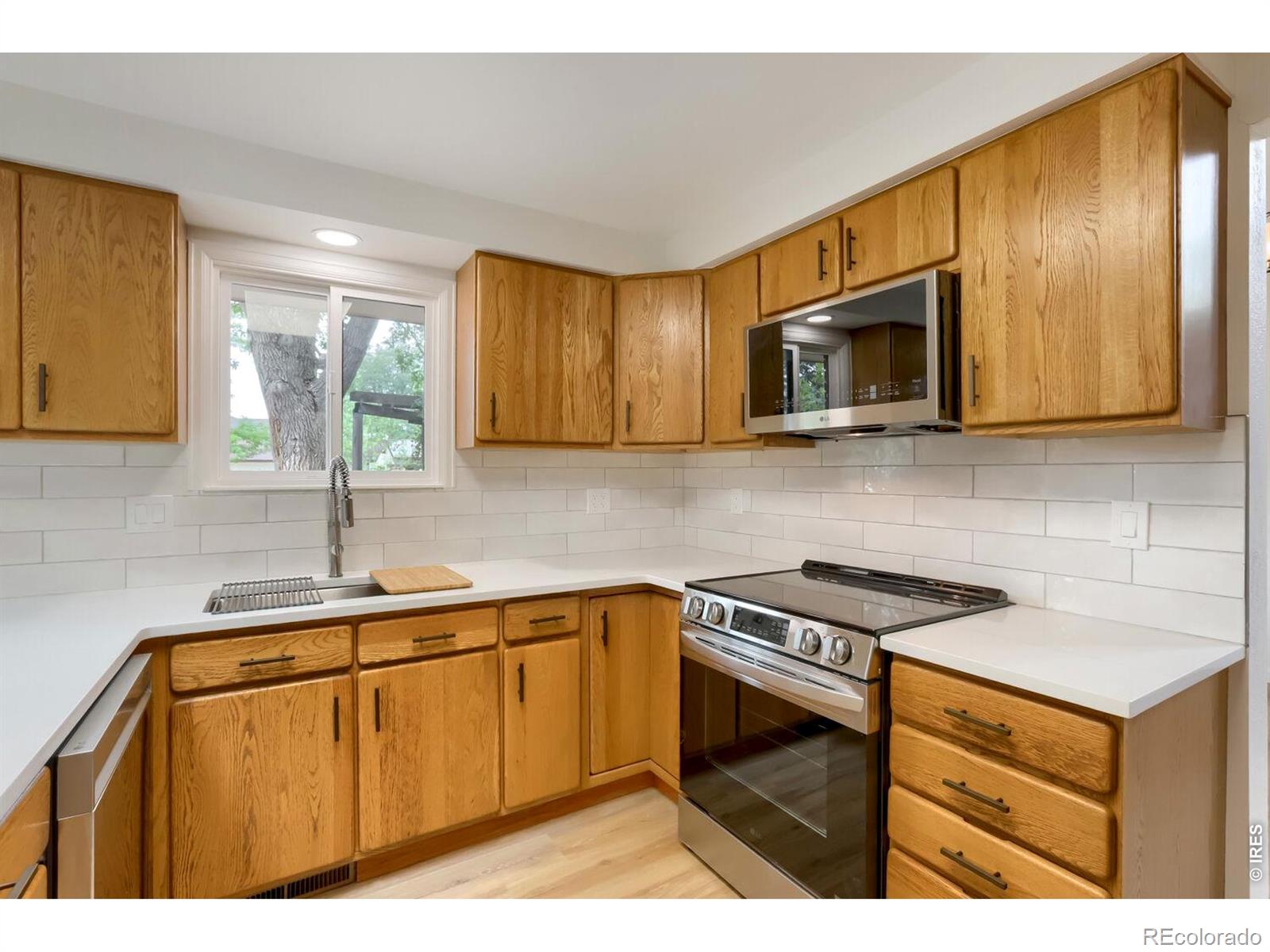 MLS Image #4 for 2305  lake park drive,longmont, Colorado