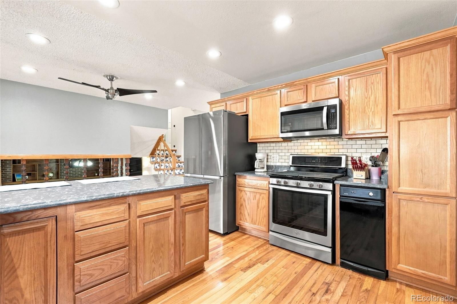 MLS Image #26 for 10022  alcott street,denver, Colorado