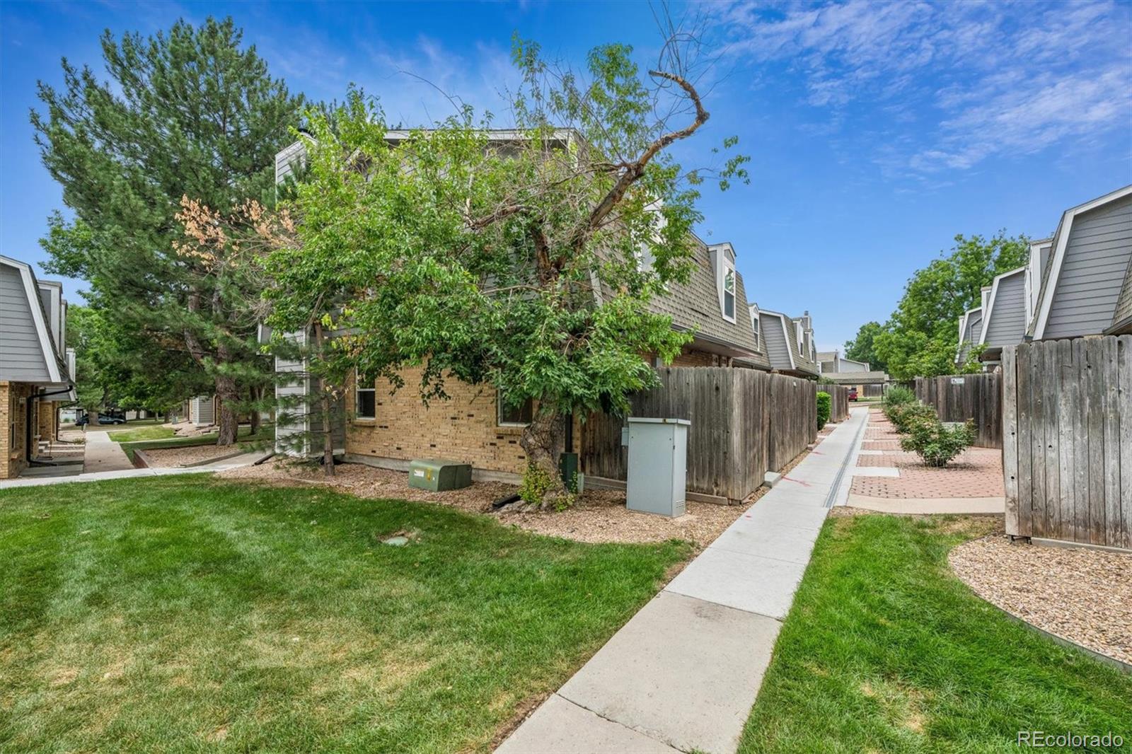 MLS Image #23 for 1521 s owens street,denver, Colorado