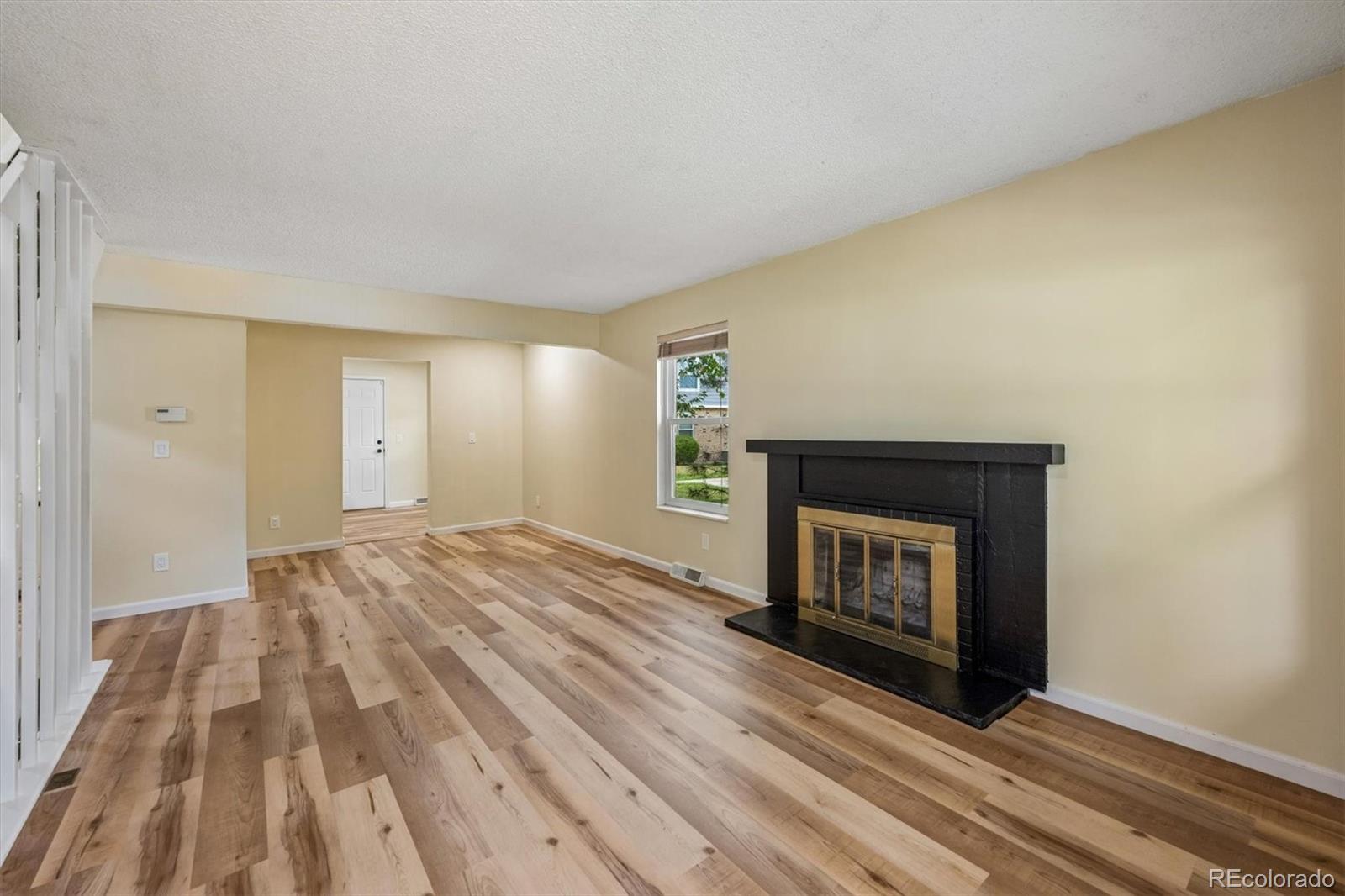 MLS Image #7 for 1521 s owens street,denver, Colorado