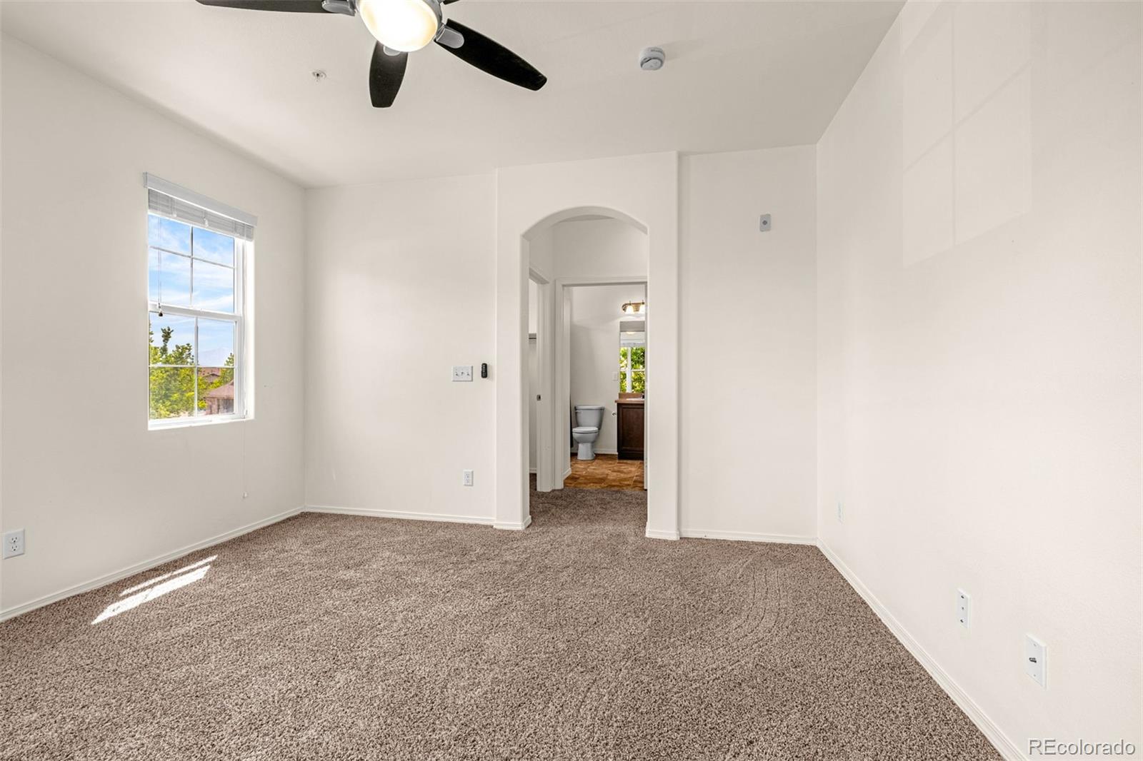 MLS Image #15 for 4875  wells branch heights 202,colorado springs, Colorado