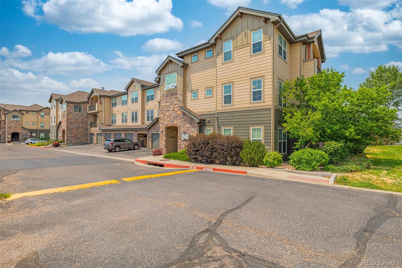MLS Image #2 for 4875  wells branch heights 202,colorado springs, Colorado