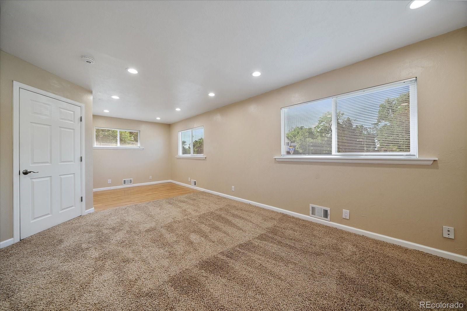 MLS Image #14 for 1181 e costilla avenue,littleton, Colorado