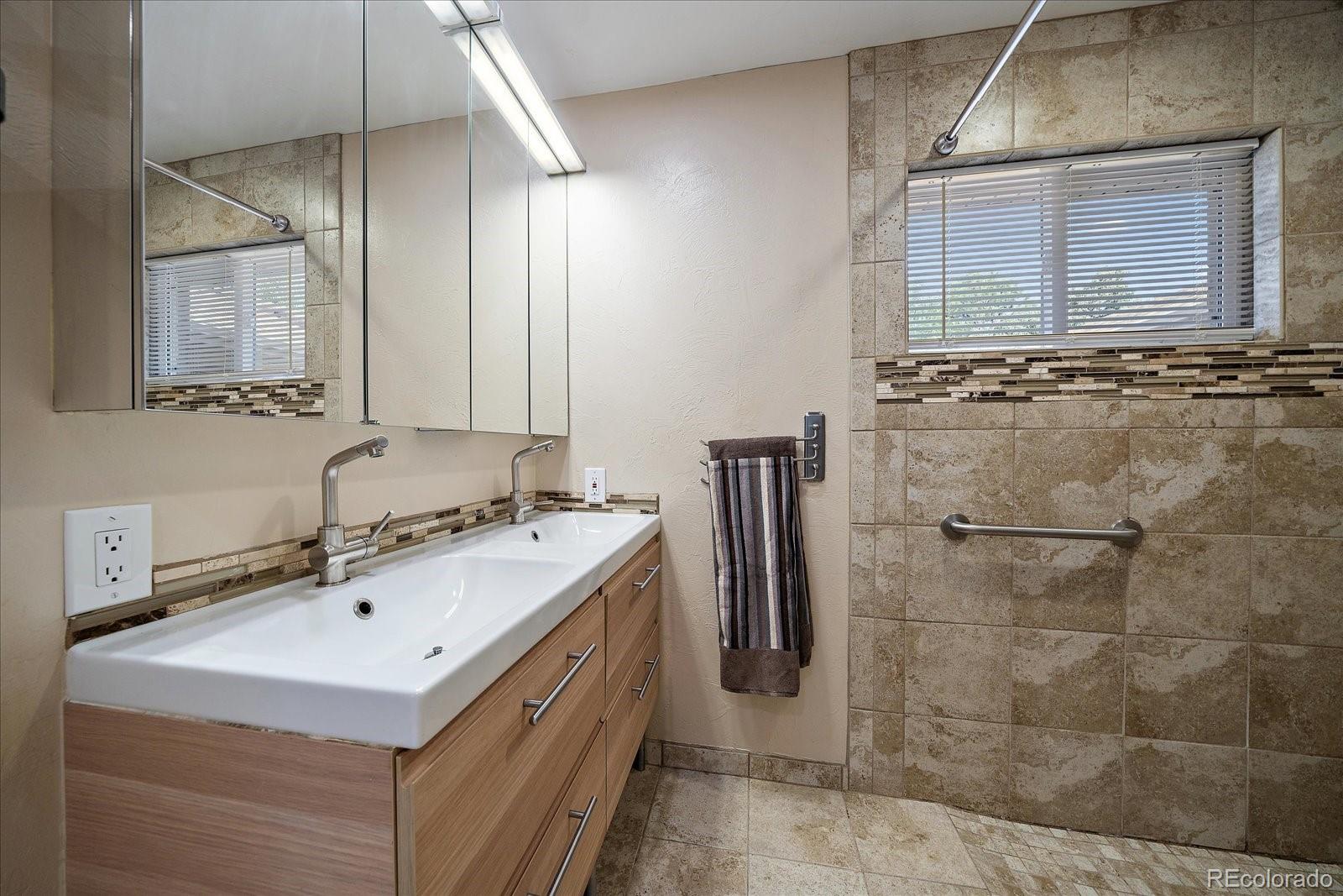 MLS Image #16 for 1181 e costilla avenue,littleton, Colorado