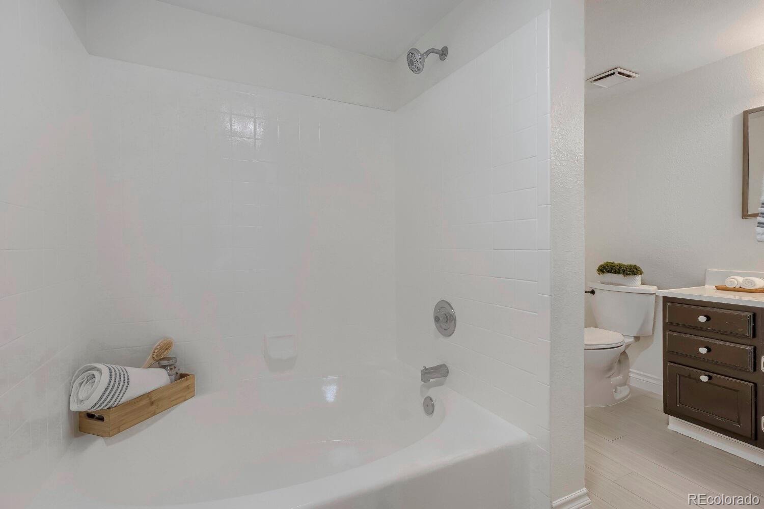MLS Image #16 for 931 s zeno way,aurora, Colorado